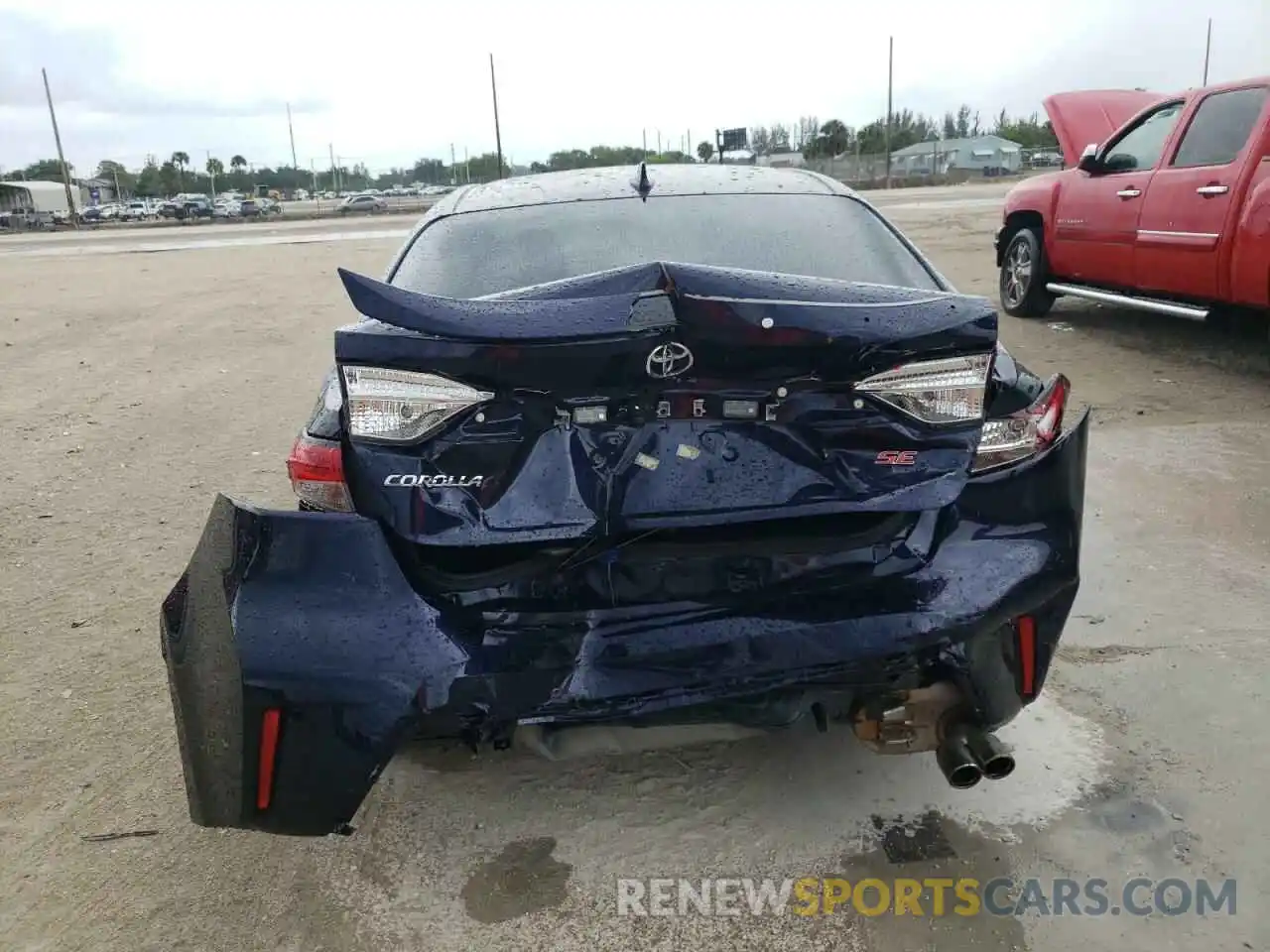 9 Photograph of a damaged car 5YFS4MCE0MP081489 TOYOTA COROLLA 2021