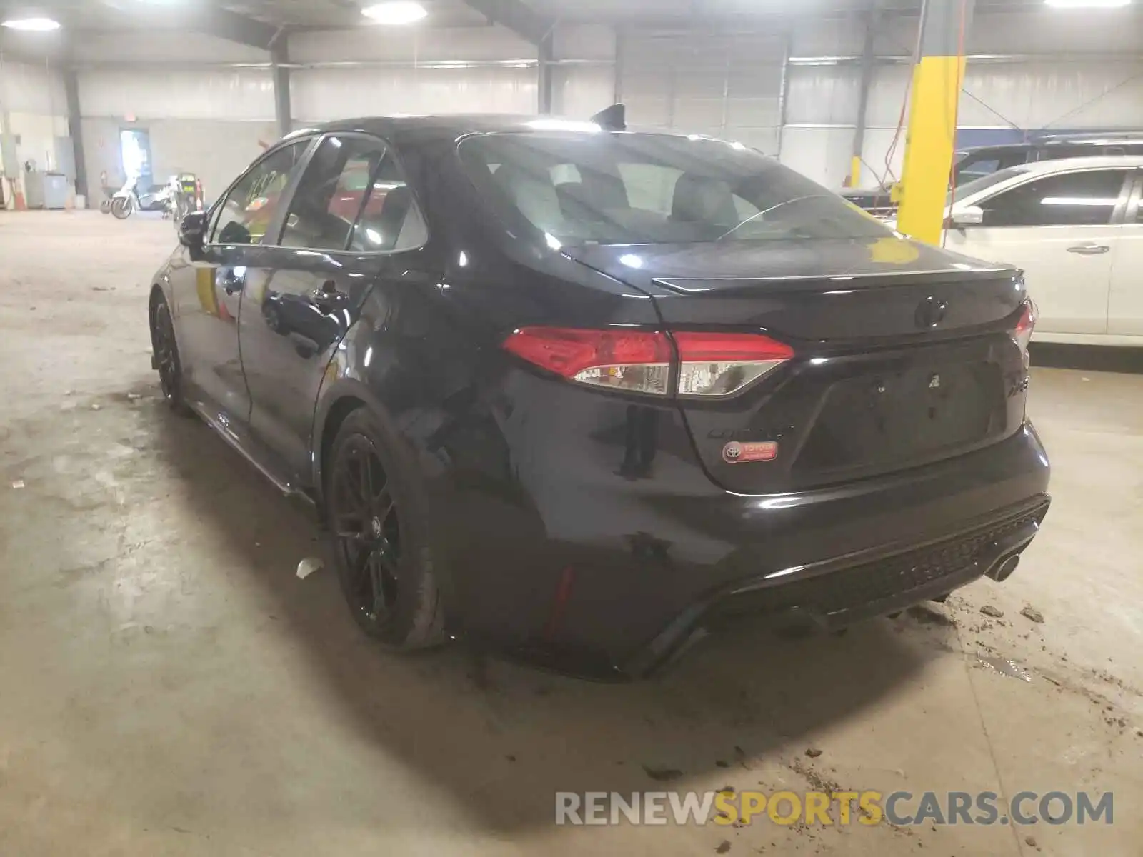 3 Photograph of a damaged car 5YFS4MCE0MP082819 TOYOTA COROLLA 2021