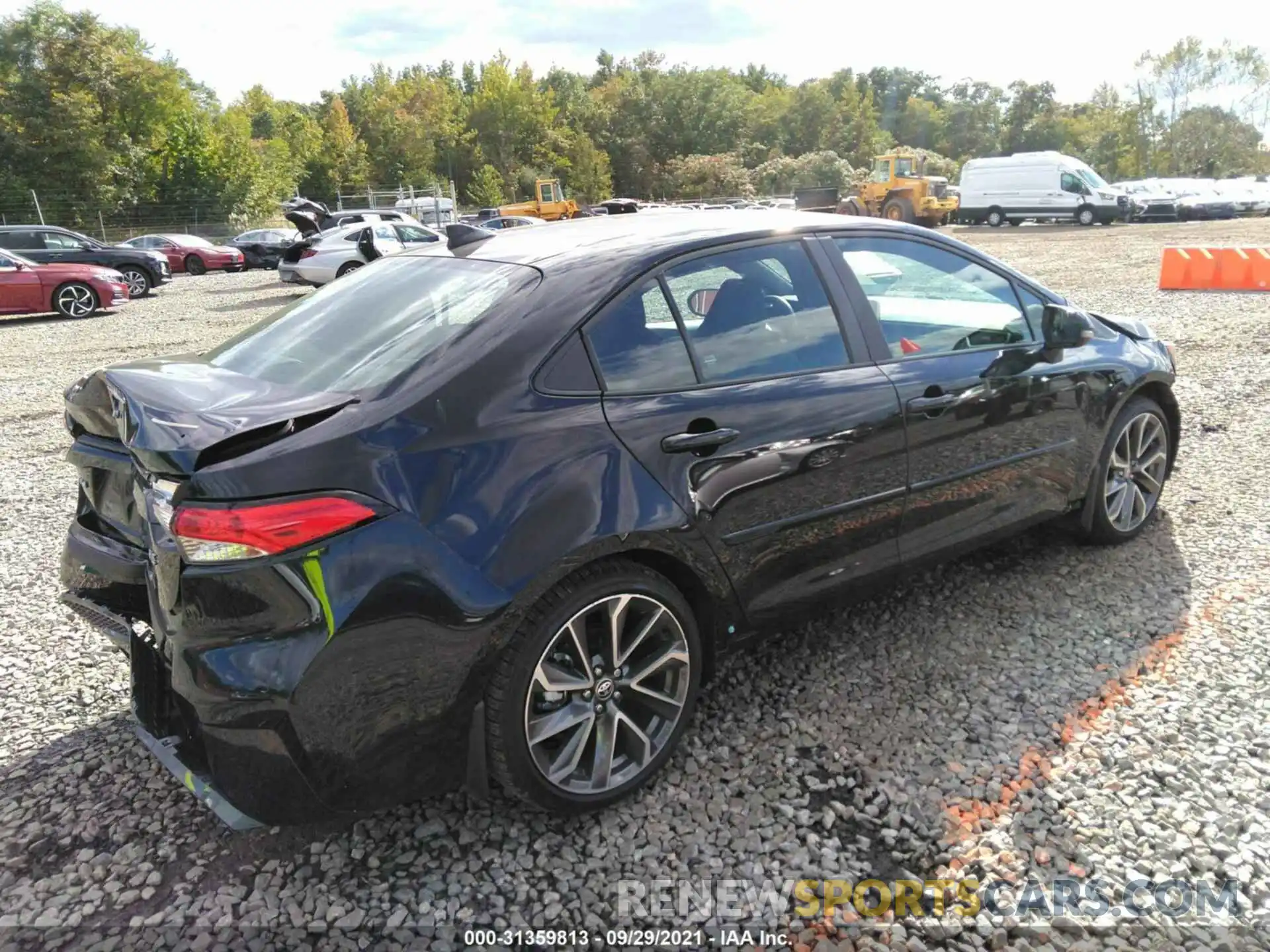 4 Photograph of a damaged car 5YFS4MCE0MP083436 TOYOTA COROLLA 2021