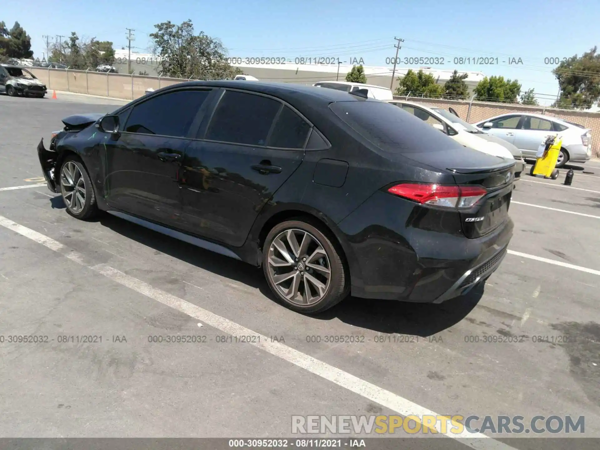 3 Photograph of a damaged car 5YFS4MCE0MP083985 TOYOTA COROLLA 2021