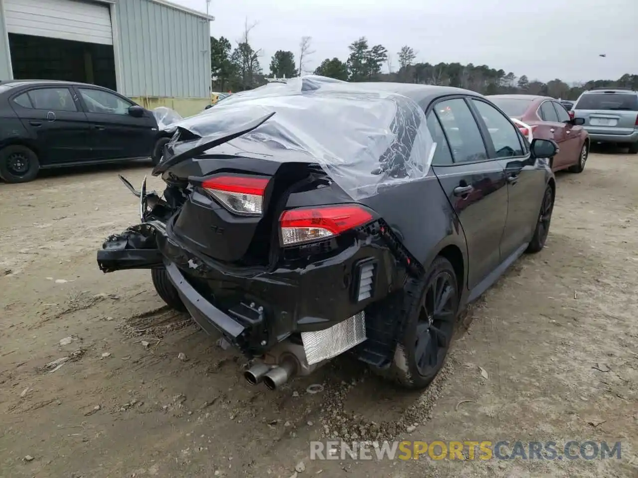 4 Photograph of a damaged car 5YFS4MCE0MP084635 TOYOTA COROLLA 2021