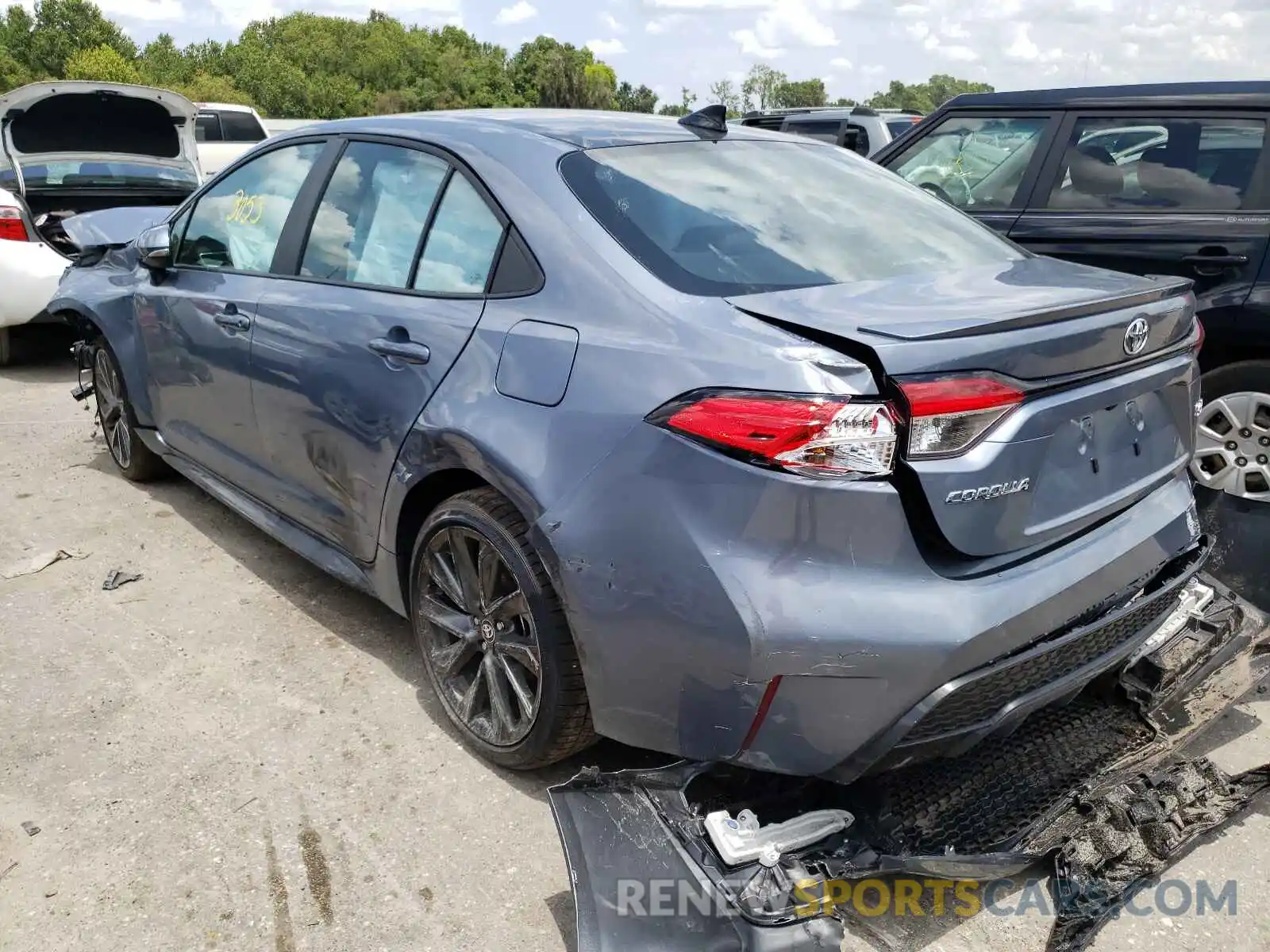 3 Photograph of a damaged car 5YFS4MCE0MP091066 TOYOTA COROLLA 2021