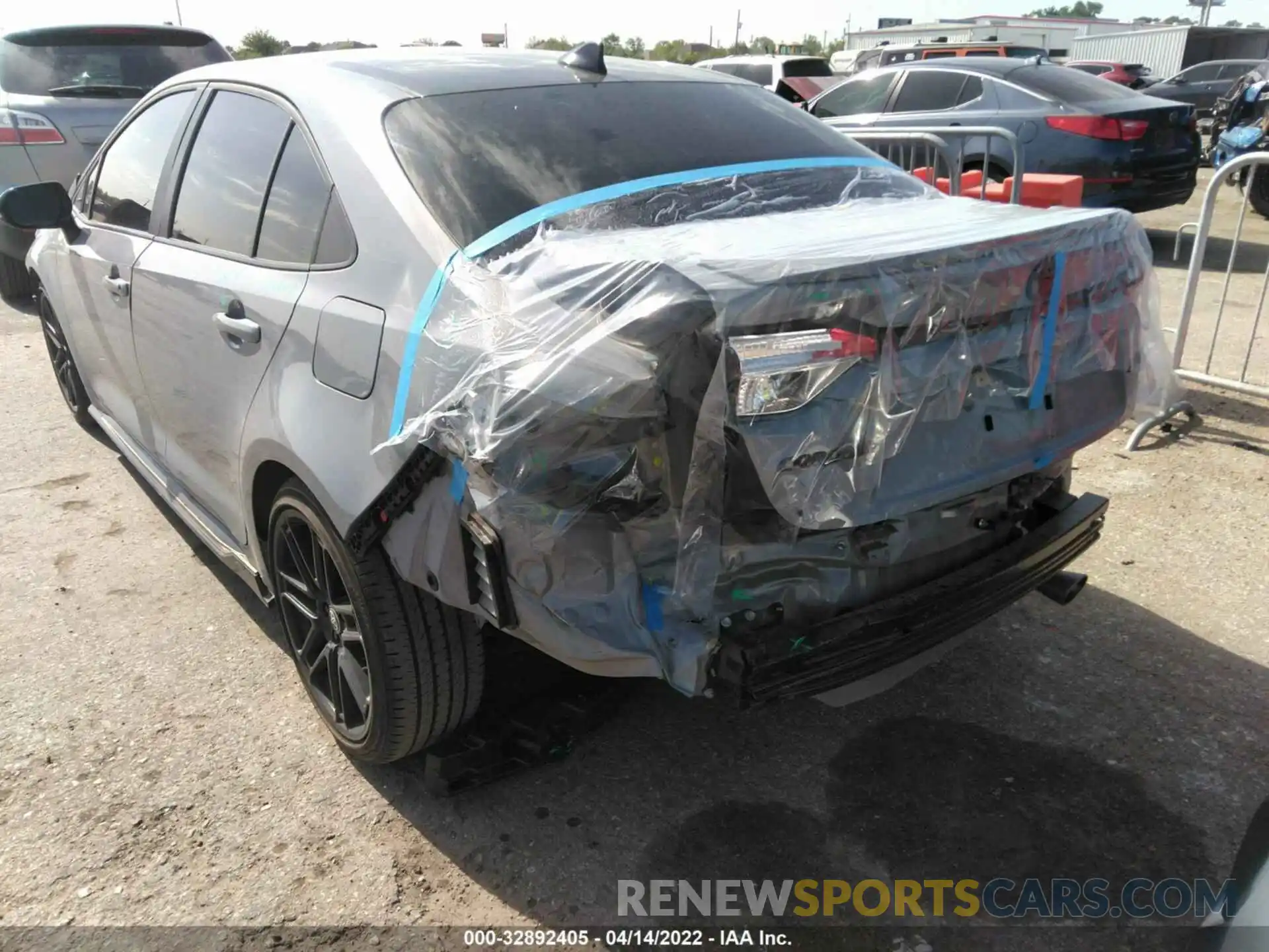 3 Photograph of a damaged car 5YFS4MCE0MP095585 TOYOTA COROLLA 2021