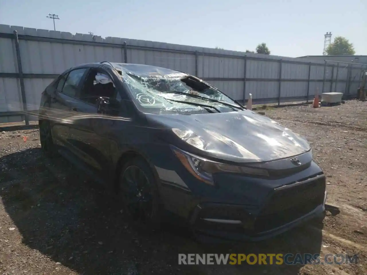 1 Photograph of a damaged car 5YFS4MCE0MP096204 TOYOTA COROLLA 2021