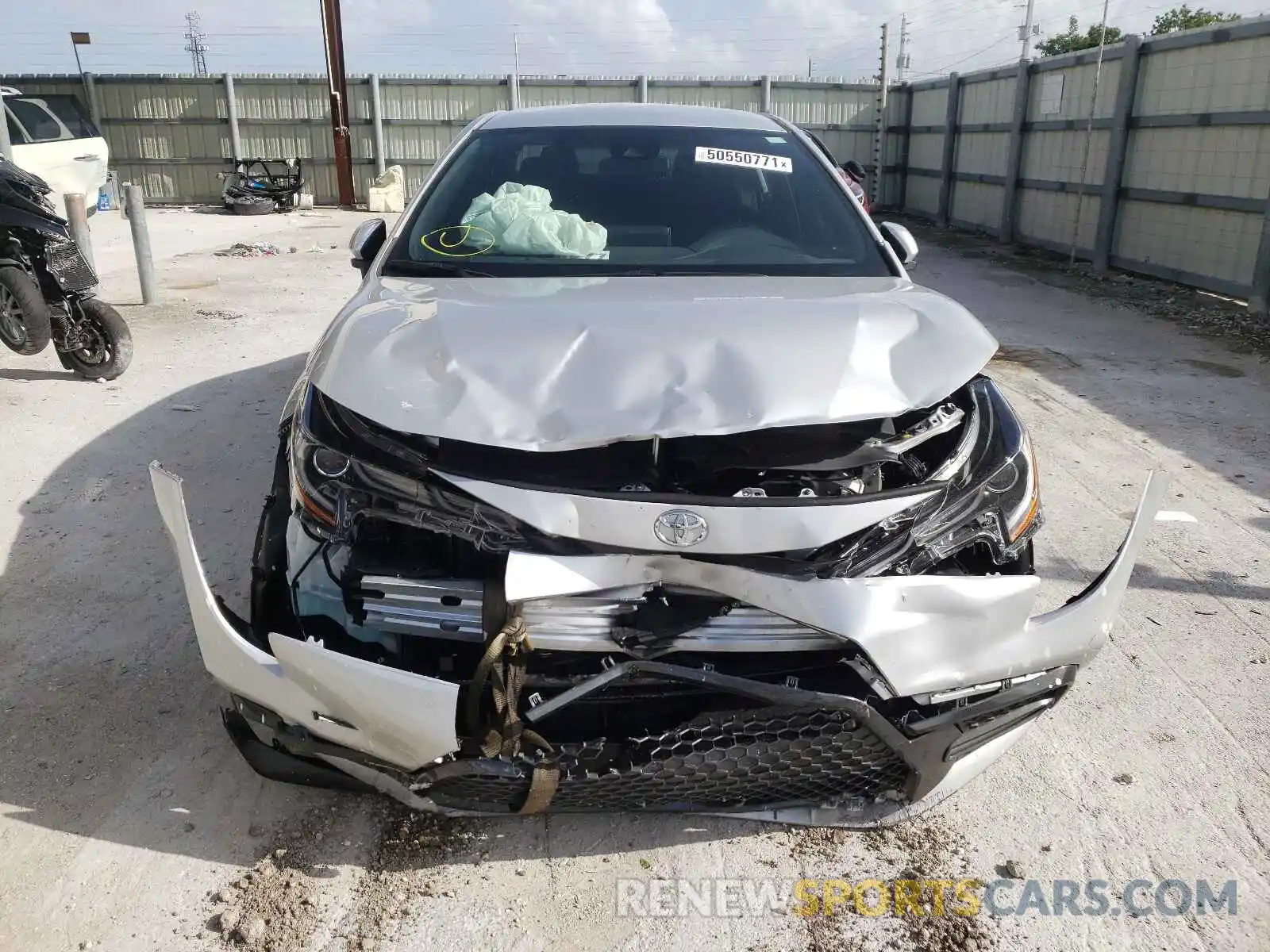 9 Photograph of a damaged car 5YFS4MCE1MP058495 TOYOTA COROLLA 2021