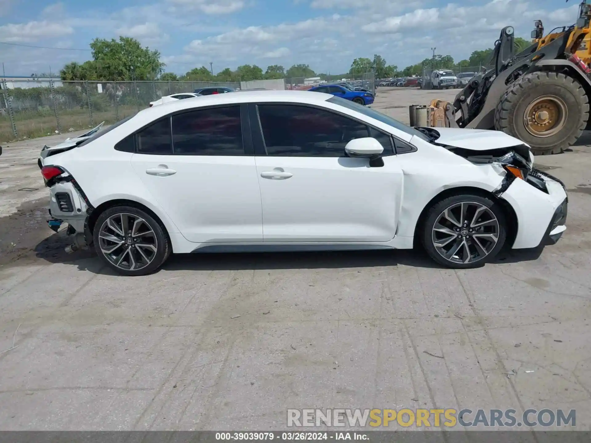 13 Photograph of a damaged car 5YFS4MCE1MP059694 TOYOTA COROLLA 2021