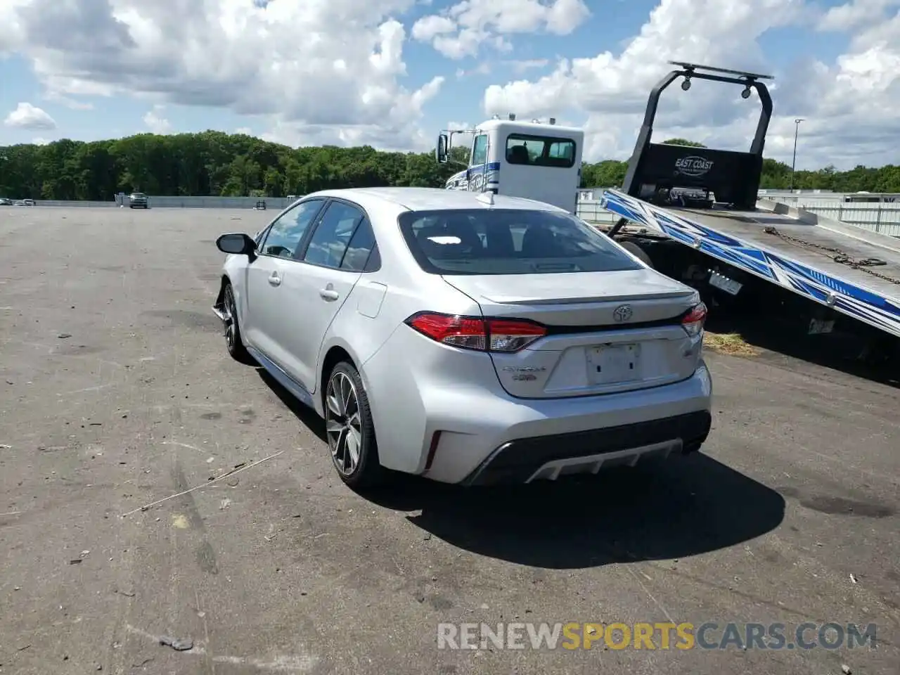 3 Photograph of a damaged car 5YFS4MCE1MP061588 TOYOTA COROLLA 2021