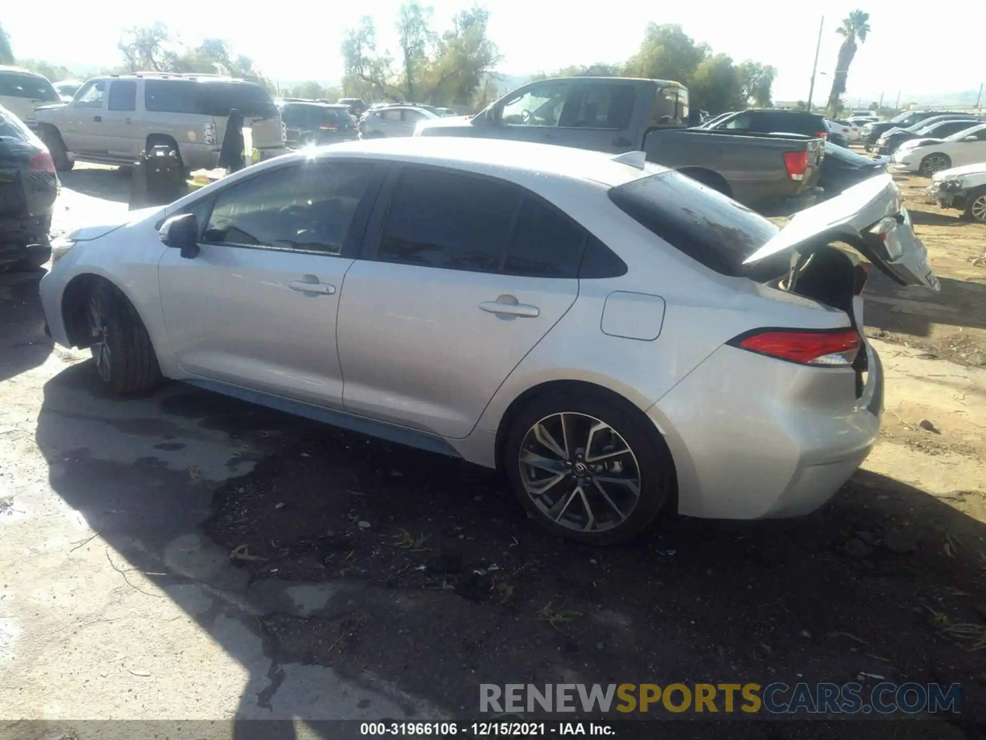 3 Photograph of a damaged car 5YFS4MCE1MP061980 TOYOTA COROLLA 2021