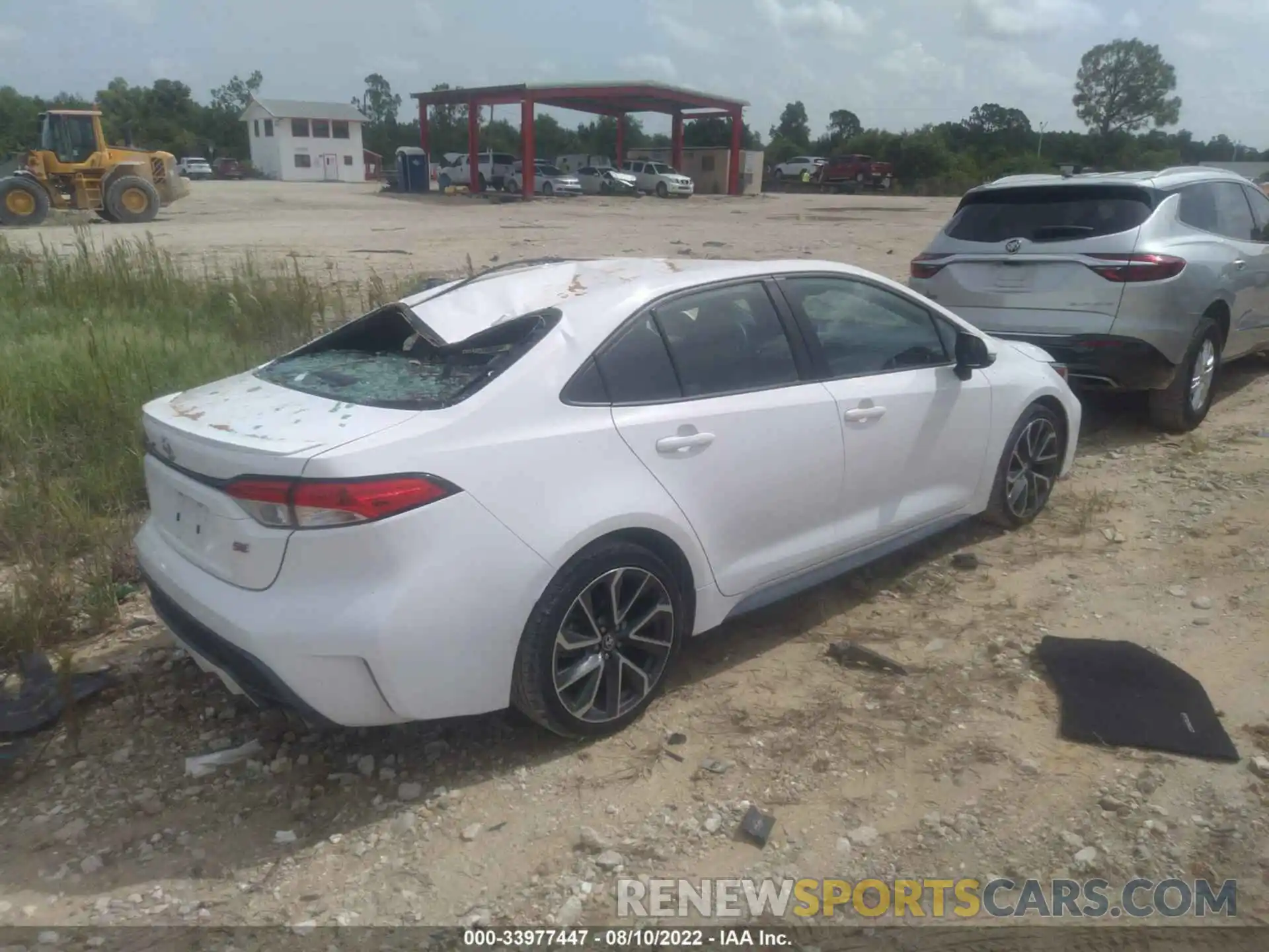 4 Photograph of a damaged car 5YFS4MCE1MP062112 TOYOTA COROLLA 2021