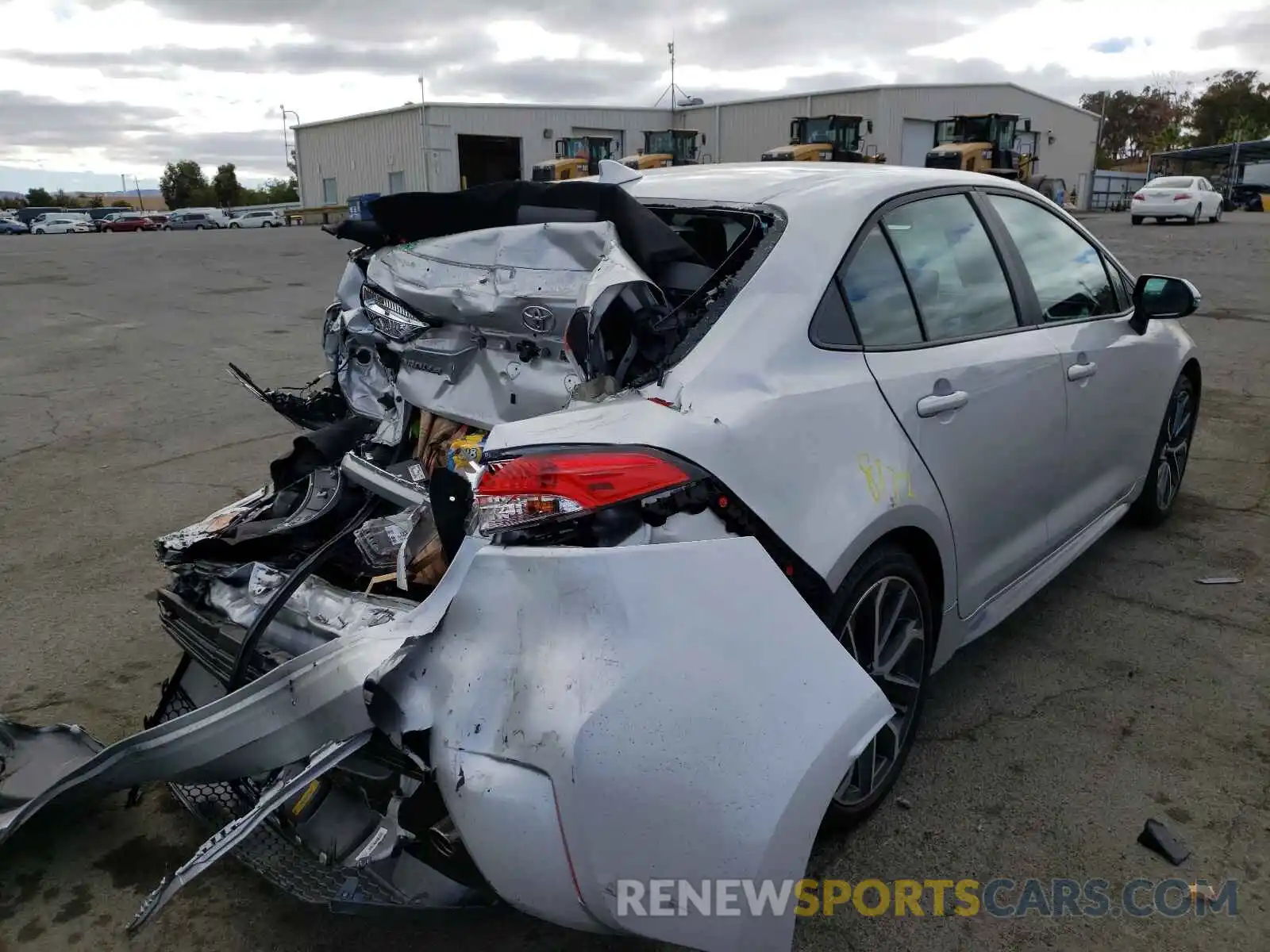 4 Photograph of a damaged car 5YFS4MCE1MP063535 TOYOTA COROLLA 2021