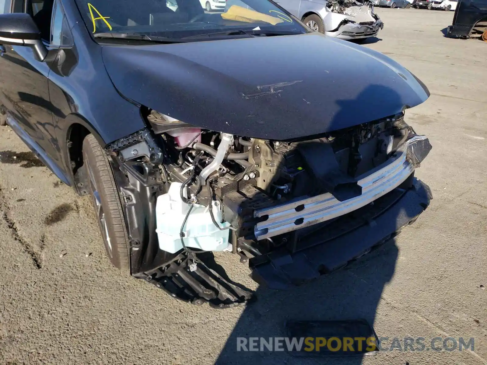 9 Photograph of a damaged car 5YFS4MCE1MP065723 TOYOTA COROLLA 2021