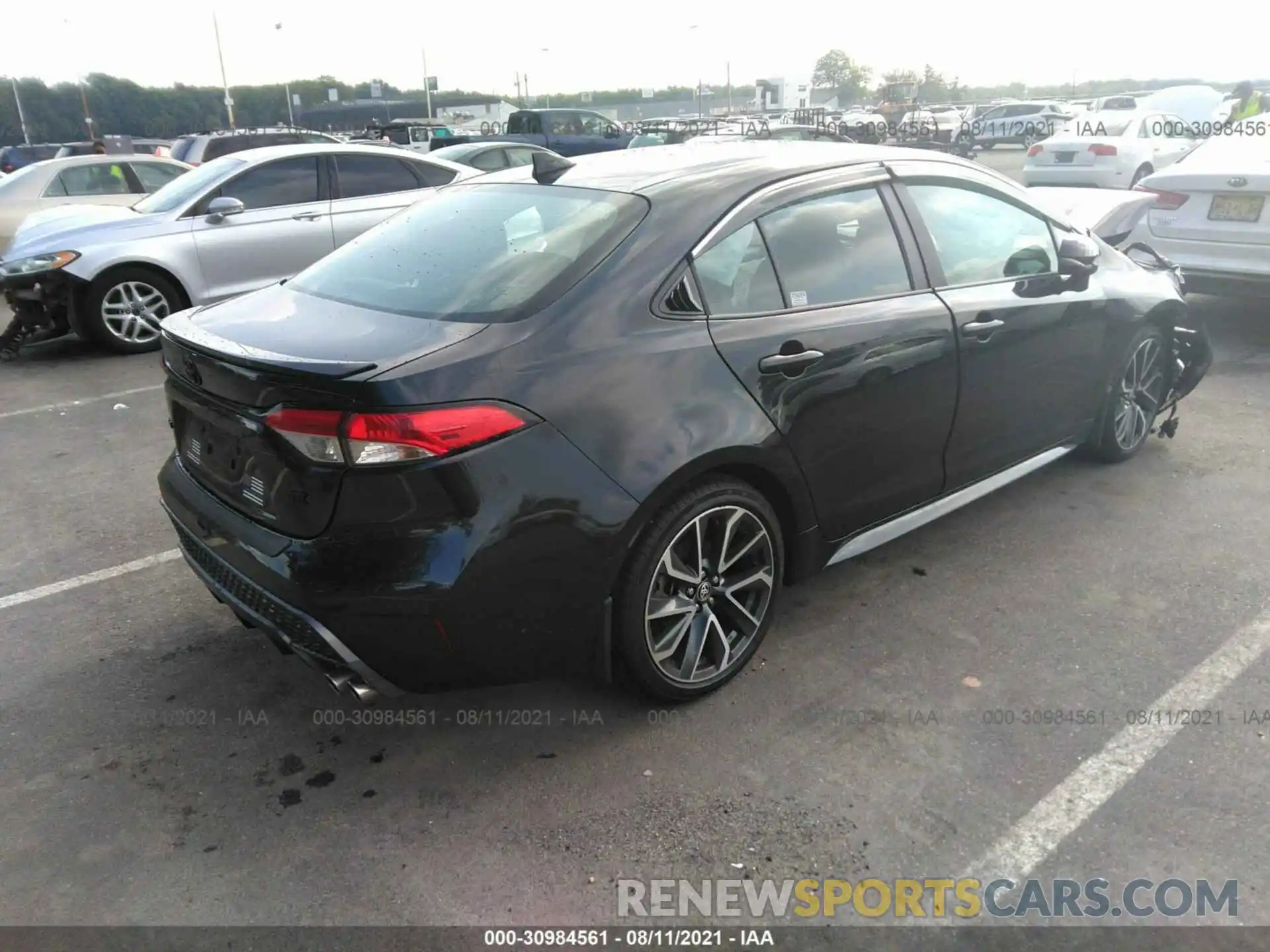 4 Photograph of a damaged car 5YFS4MCE1MP065835 TOYOTA COROLLA 2021