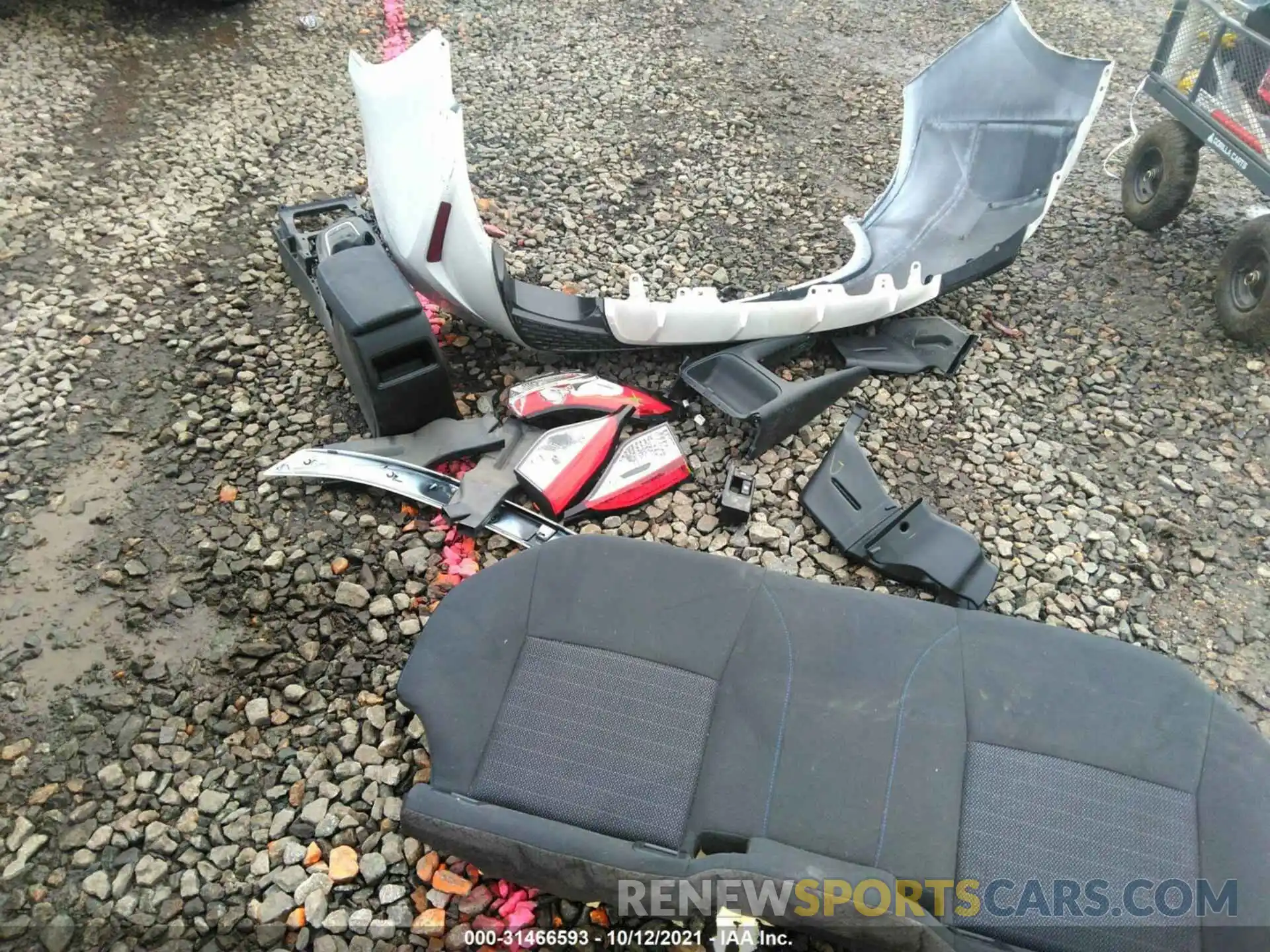 12 Photograph of a damaged car 5YFS4MCE1MP074440 TOYOTA COROLLA 2021