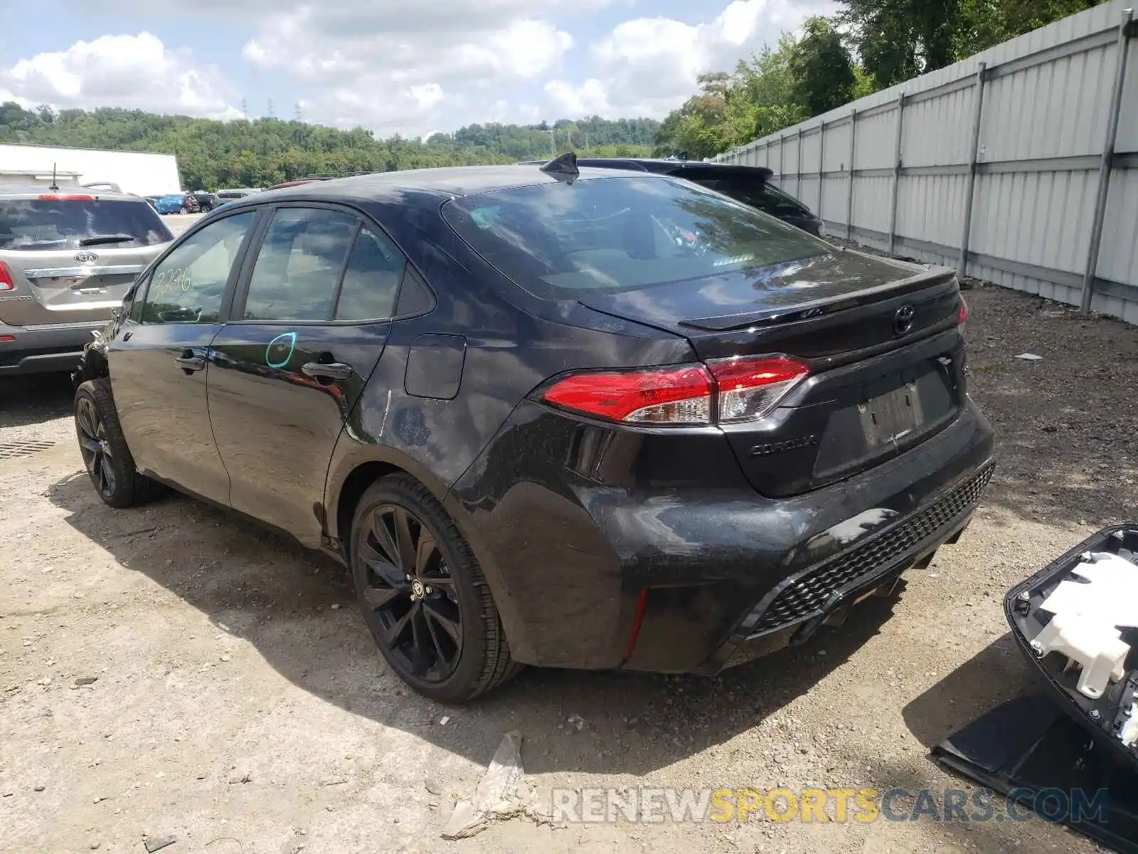 3 Photograph of a damaged car 5YFS4MCE1MP077211 TOYOTA COROLLA 2021