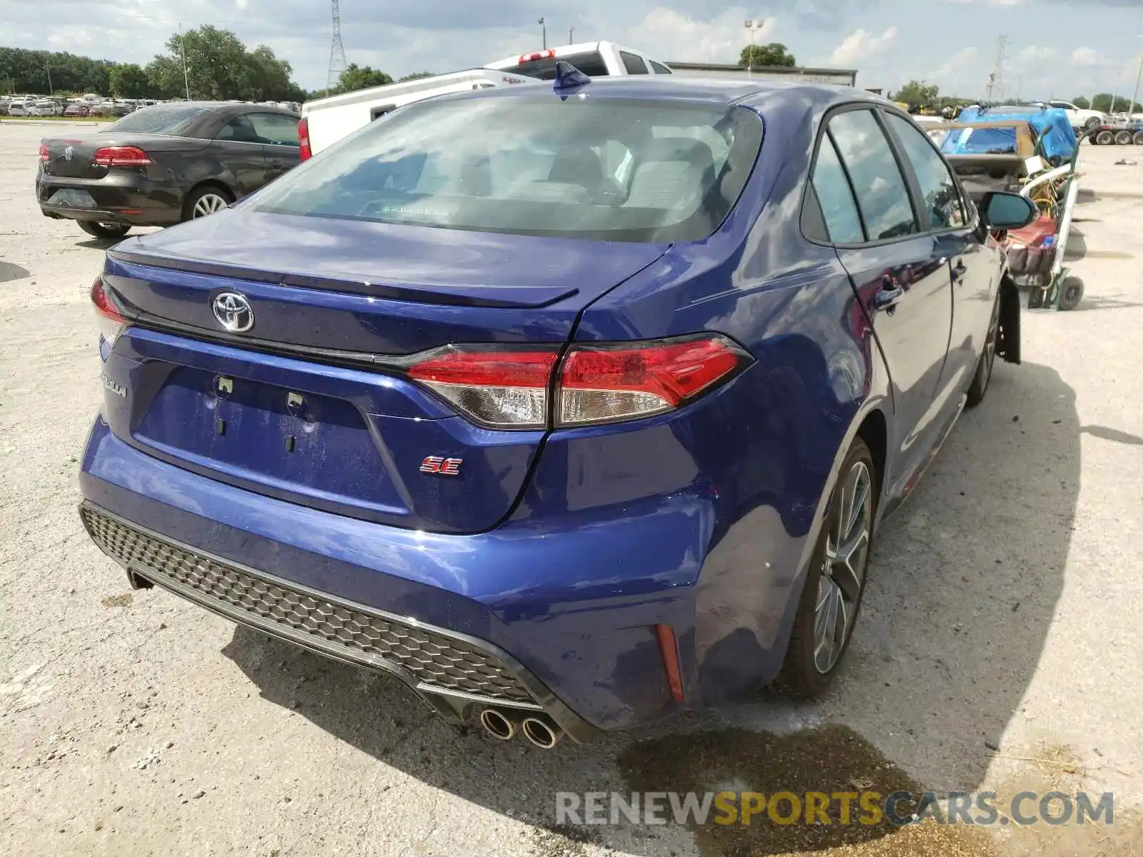 4 Photograph of a damaged car 5YFS4MCE1MP079461 TOYOTA COROLLA 2021