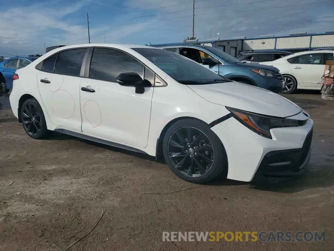 4 Photograph of a damaged car 5YFS4MCE1MP083302 TOYOTA COROLLA 2021