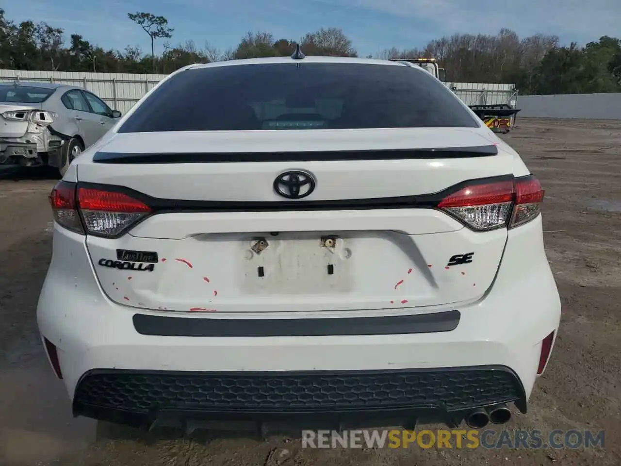 6 Photograph of a damaged car 5YFS4MCE1MP083302 TOYOTA COROLLA 2021