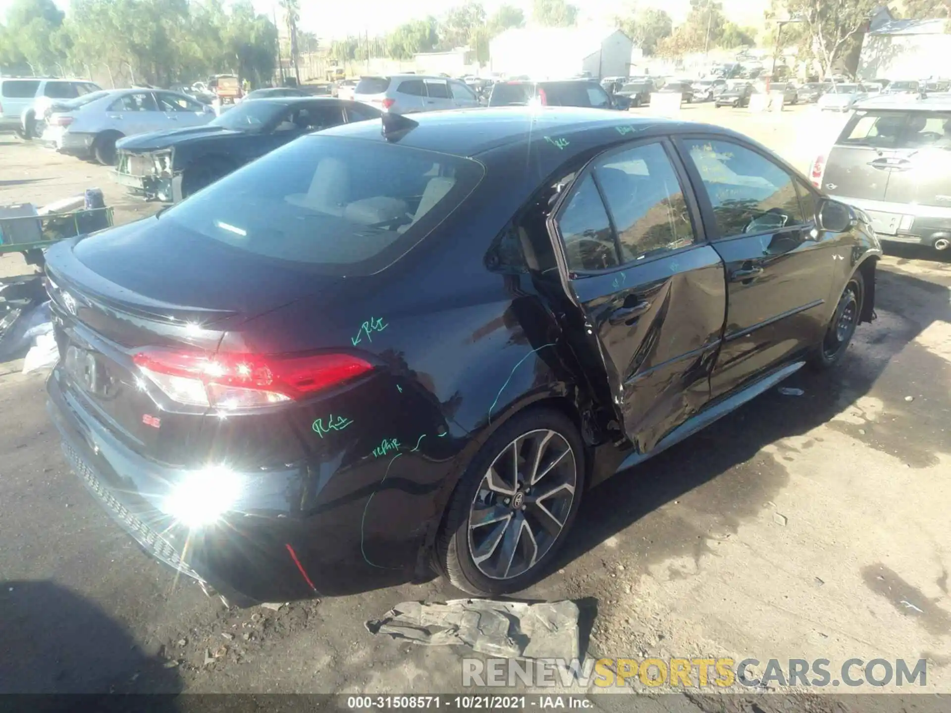 4 Photograph of a damaged car 5YFS4MCE1MP089911 TOYOTA COROLLA 2021