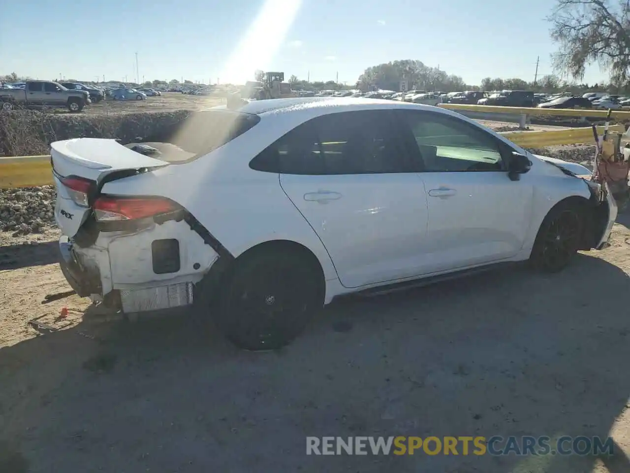 3 Photograph of a damaged car 5YFS4MCE1MP090931 TOYOTA COROLLA 2021