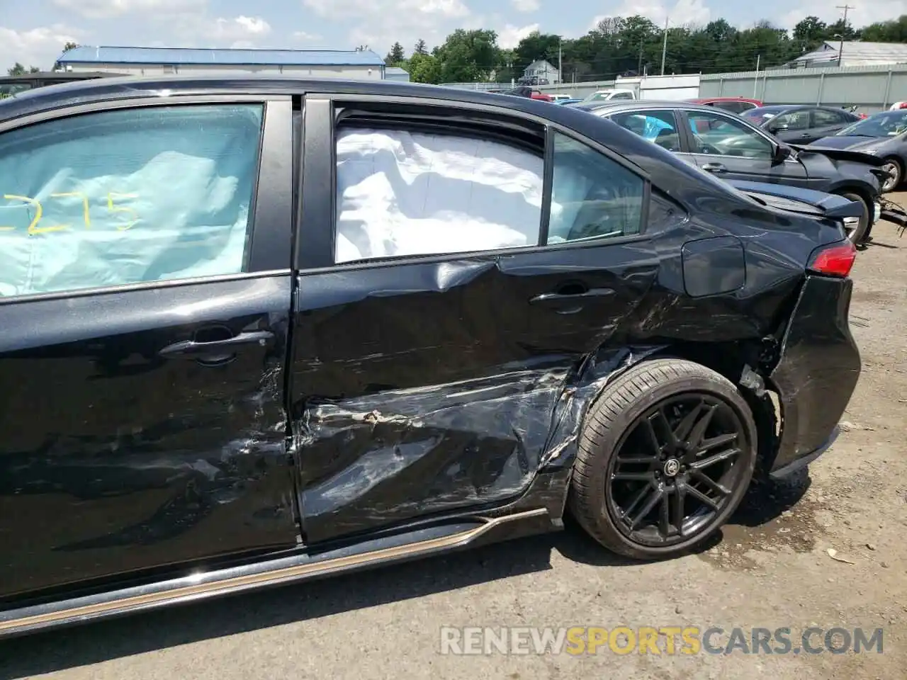 9 Photograph of a damaged car 5YFS4MCE1MP094252 TOYOTA COROLLA 2021