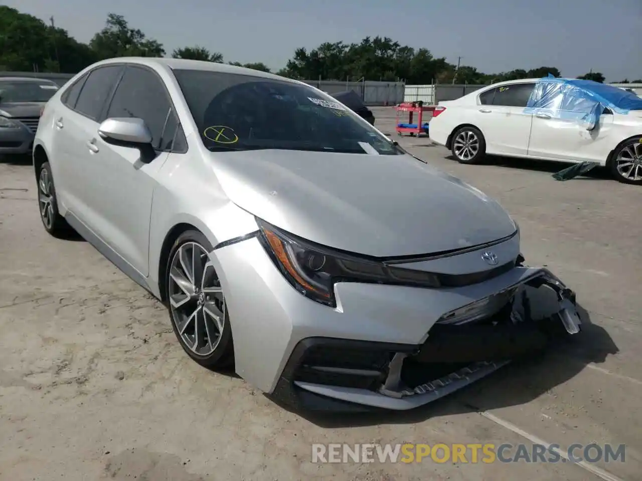 1 Photograph of a damaged car 5YFS4MCE1MP095112 TOYOTA COROLLA 2021