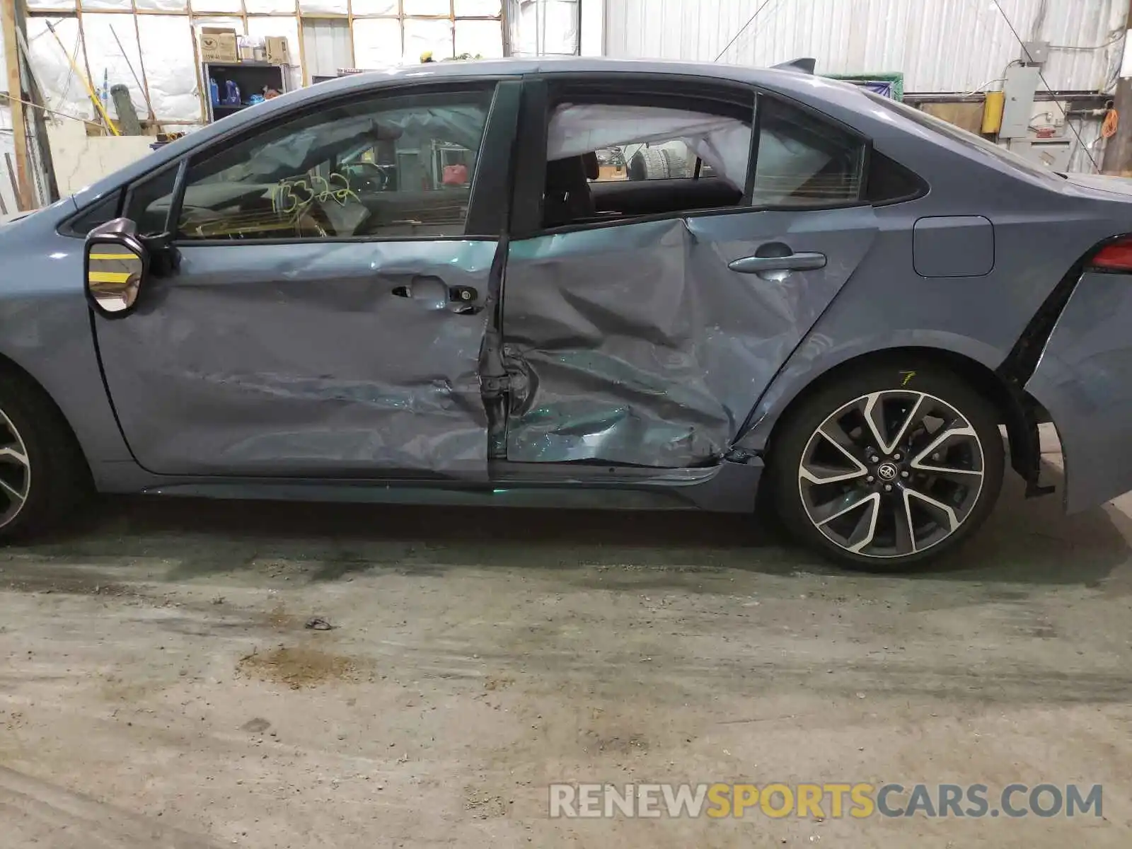 9 Photograph of a damaged car 5YFS4MCE2MP061633 TOYOTA COROLLA 2021