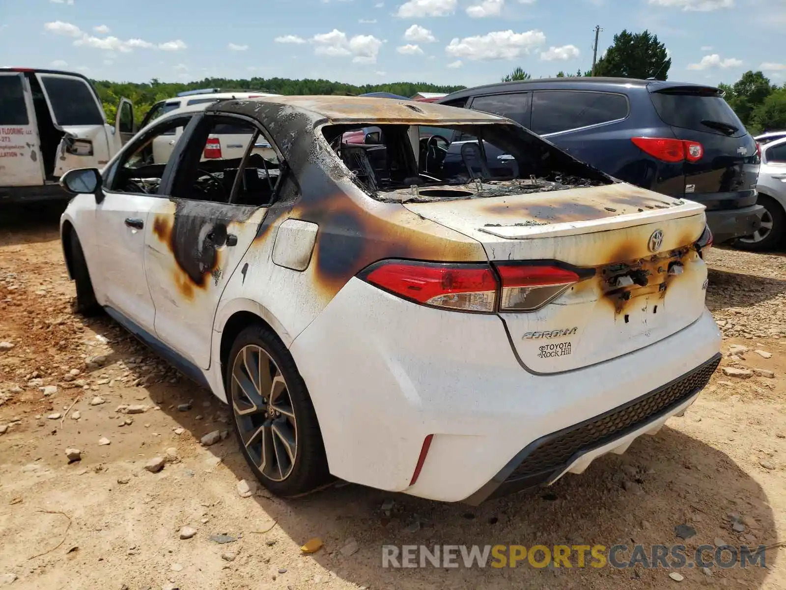 3 Photograph of a damaged car 5YFS4MCE2MP064550 TOYOTA COROLLA 2021