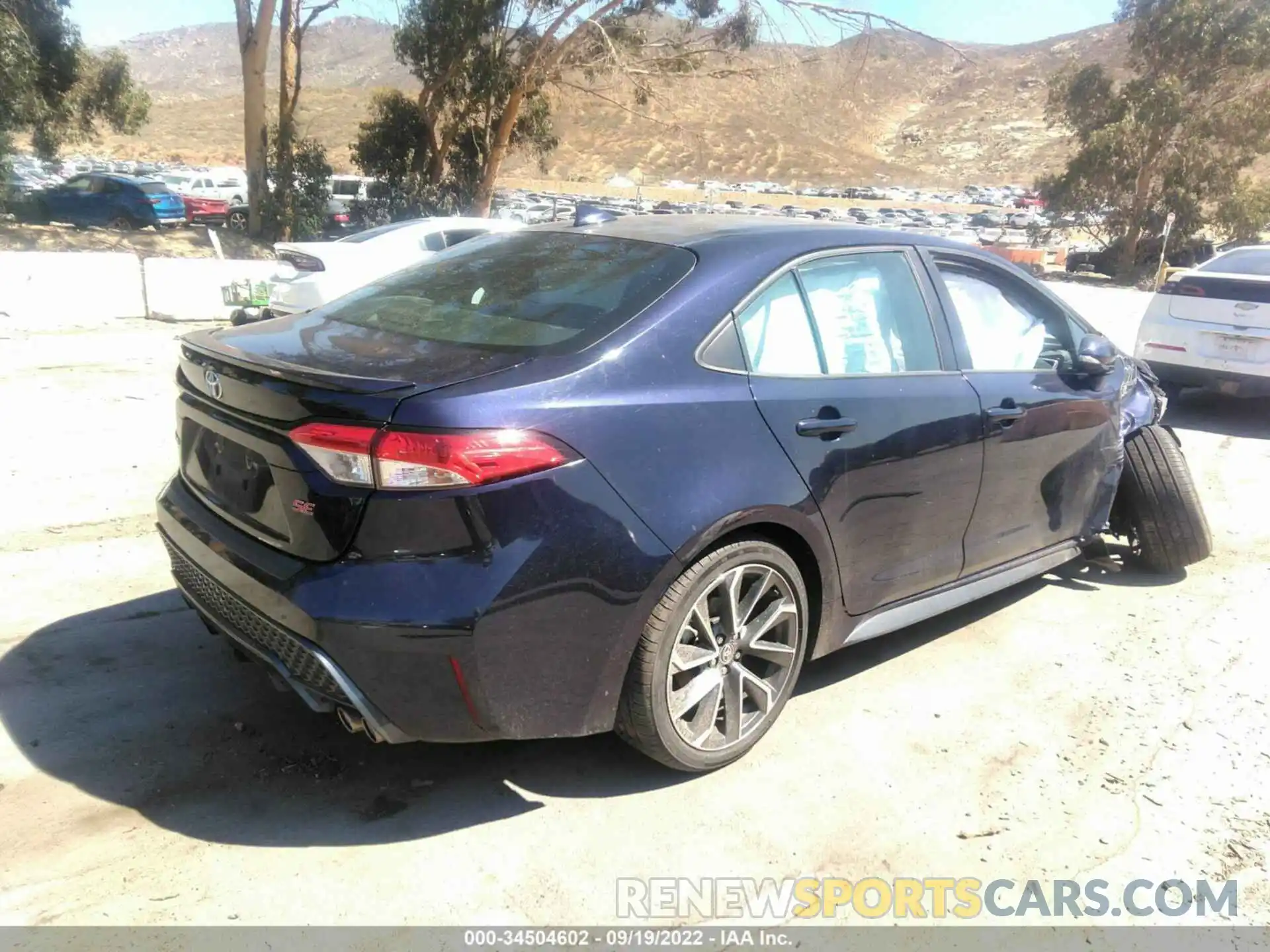 4 Photograph of a damaged car 5YFS4MCE2MP067156 TOYOTA COROLLA 2021