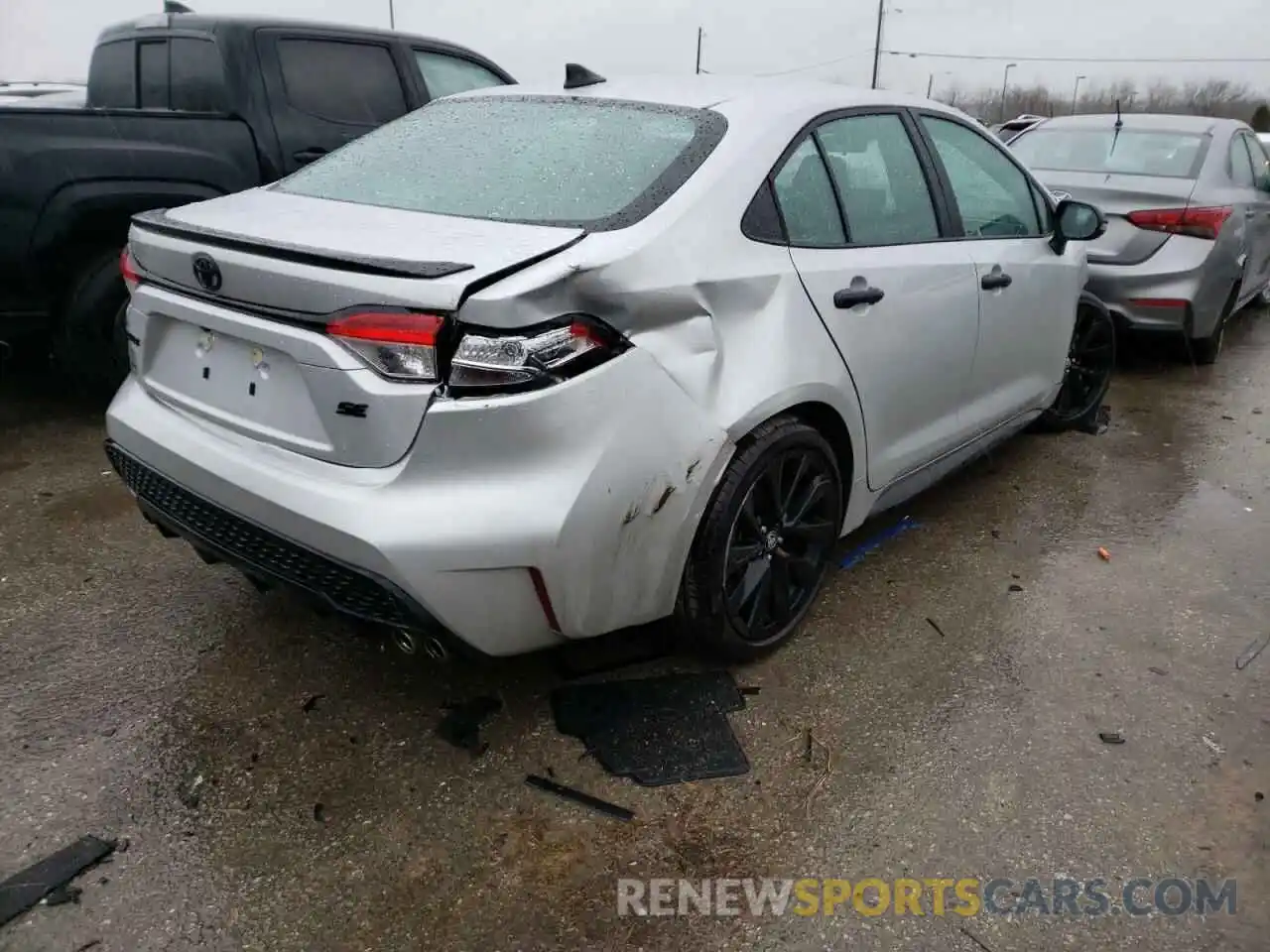 4 Photograph of a damaged car 5YFS4MCE2MP070929 TOYOTA COROLLA 2021