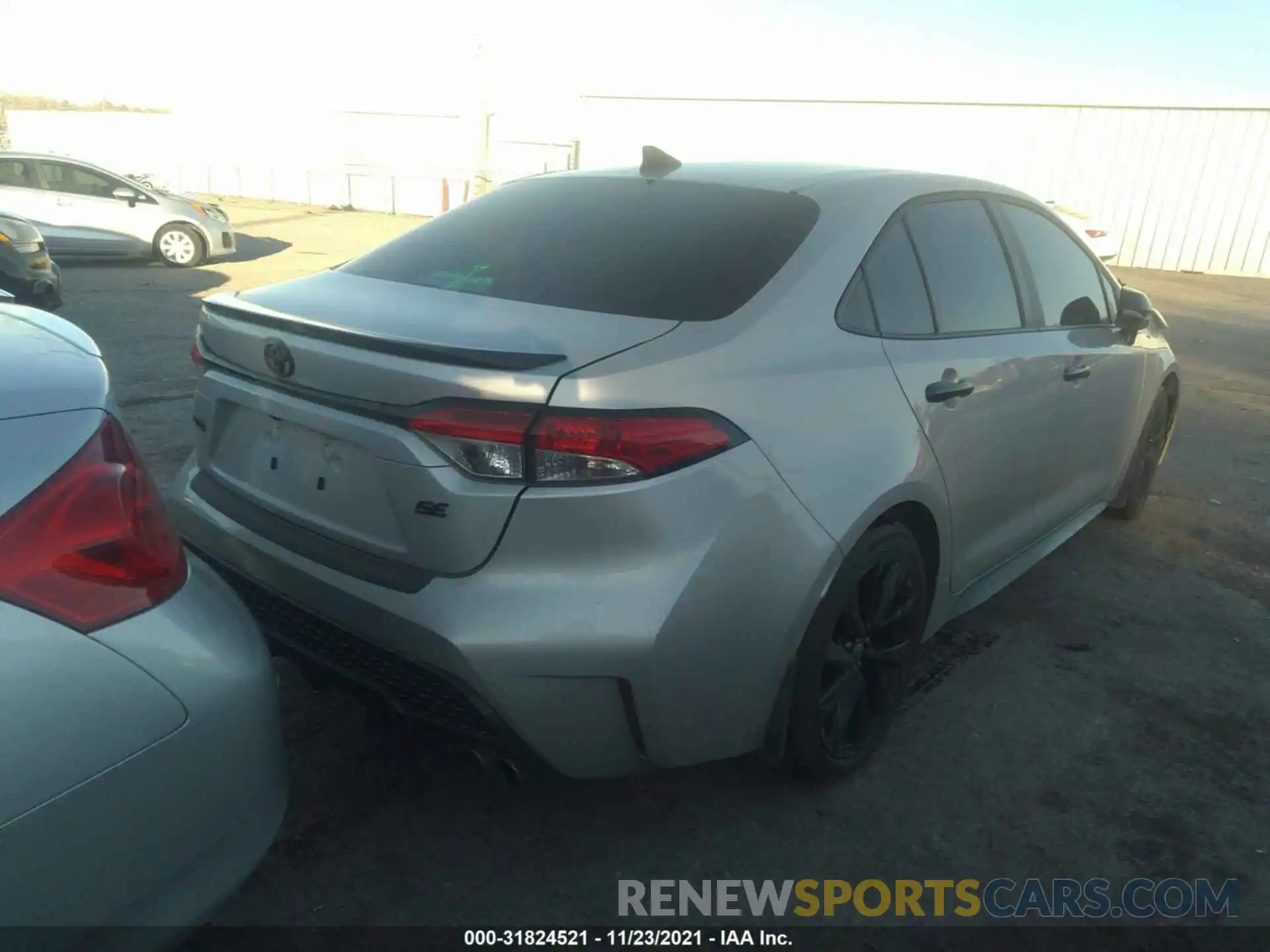 4 Photograph of a damaged car 5YFS4MCE2MP081655 TOYOTA COROLLA 2021