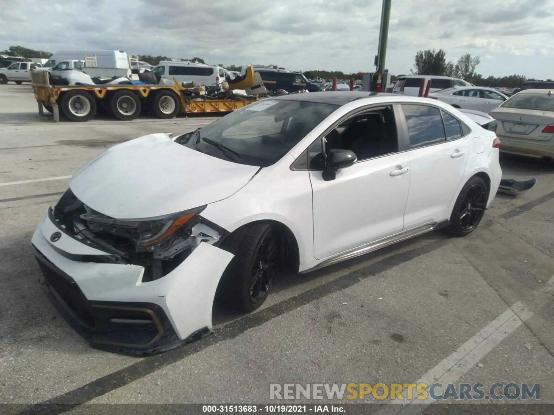 2 Photograph of a damaged car 5YFS4MCE2MP082417 TOYOTA COROLLA 2021