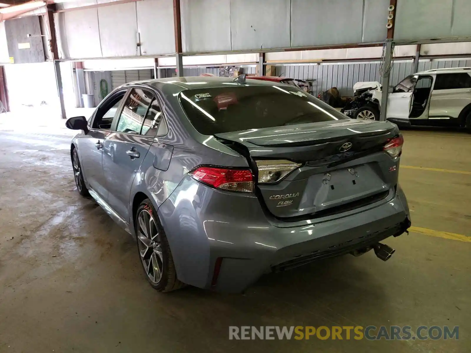 3 Photograph of a damaged car 5YFS4MCE2MP082711 TOYOTA COROLLA 2021