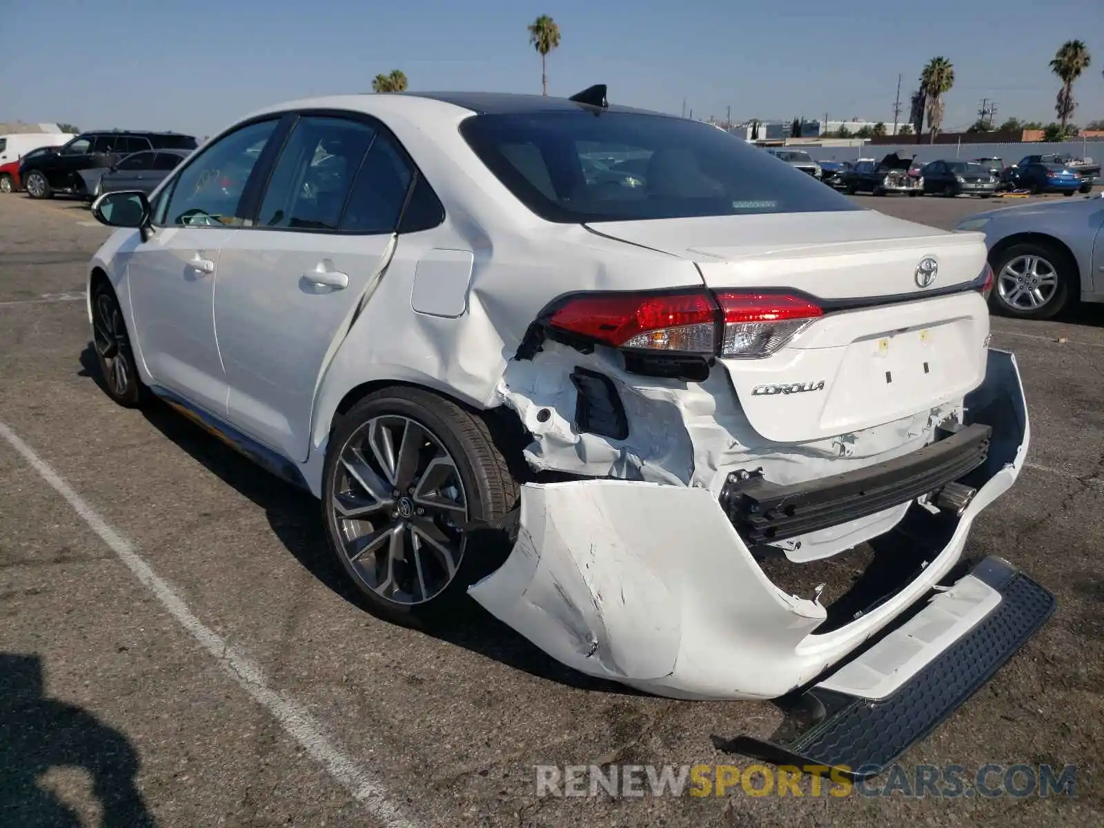 3 Photograph of a damaged car 5YFS4MCE2MP086659 TOYOTA COROLLA 2021