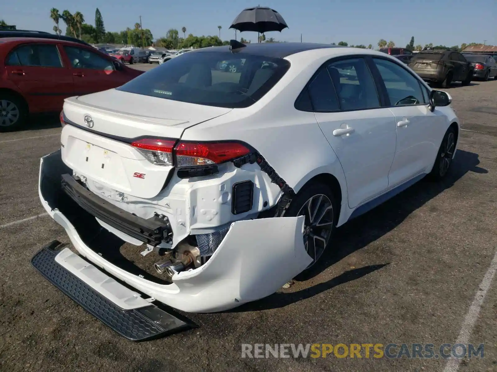 4 Photograph of a damaged car 5YFS4MCE2MP086659 TOYOTA COROLLA 2021