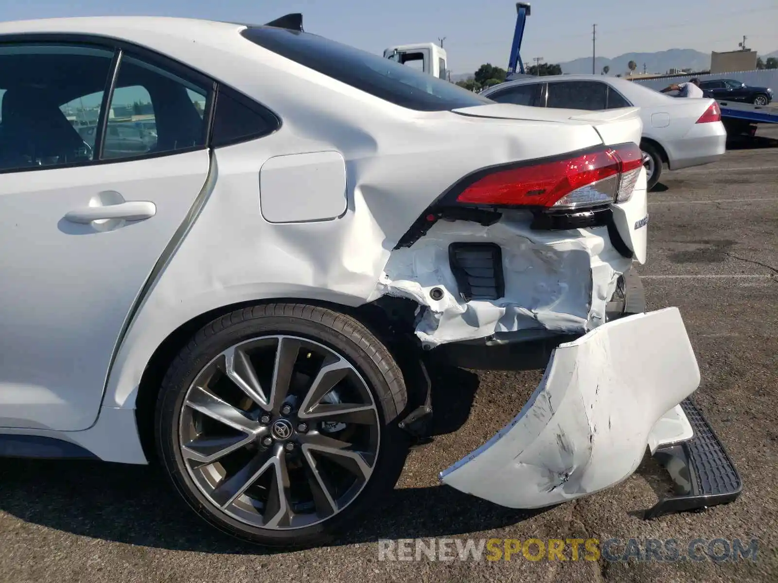 9 Photograph of a damaged car 5YFS4MCE2MP086659 TOYOTA COROLLA 2021