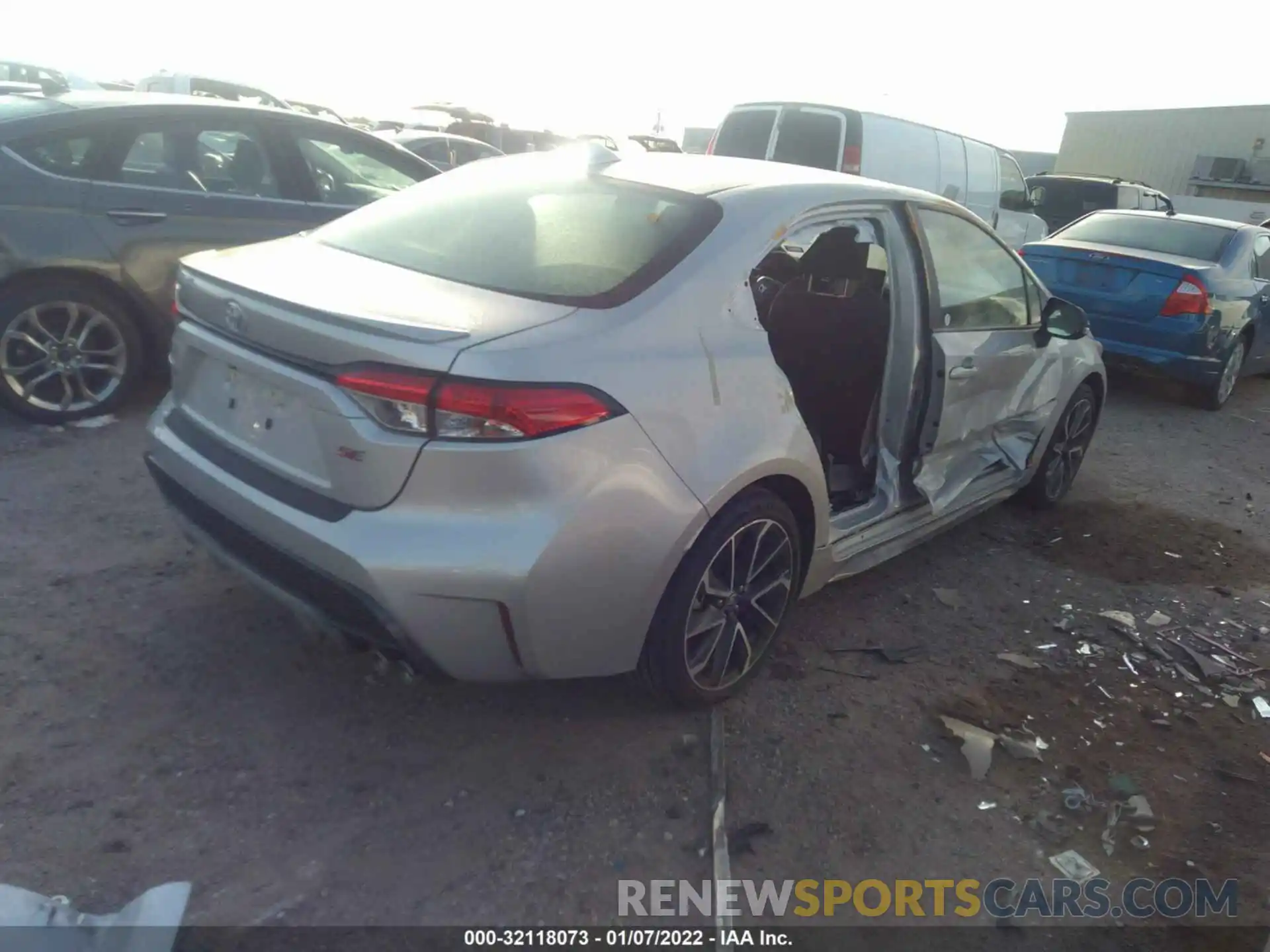 4 Photograph of a damaged car 5YFS4MCE2MP090744 TOYOTA COROLLA 2021