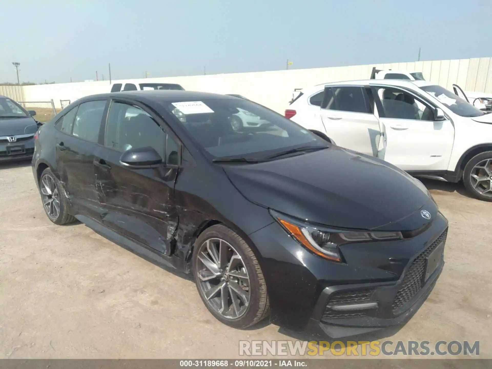 1 Photograph of a damaged car 5YFS4MCE3MP064668 TOYOTA COROLLA 2021