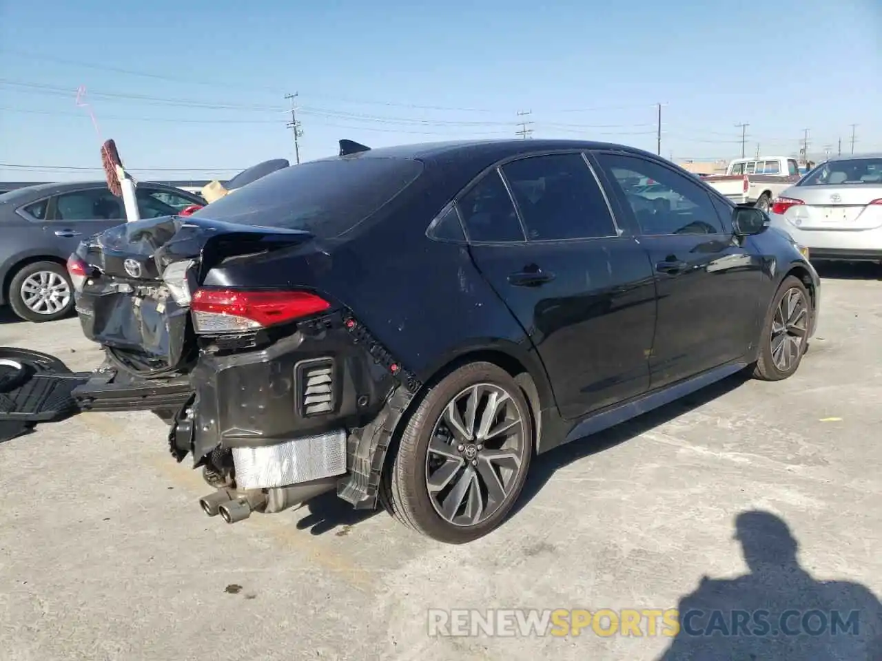 4 Photograph of a damaged car 5YFS4MCE3MP065318 TOYOTA COROLLA 2021