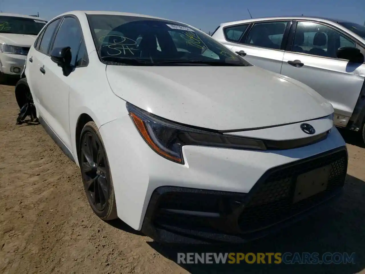 1 Photograph of a damaged car 5YFS4MCE3MP068123 TOYOTA COROLLA 2021