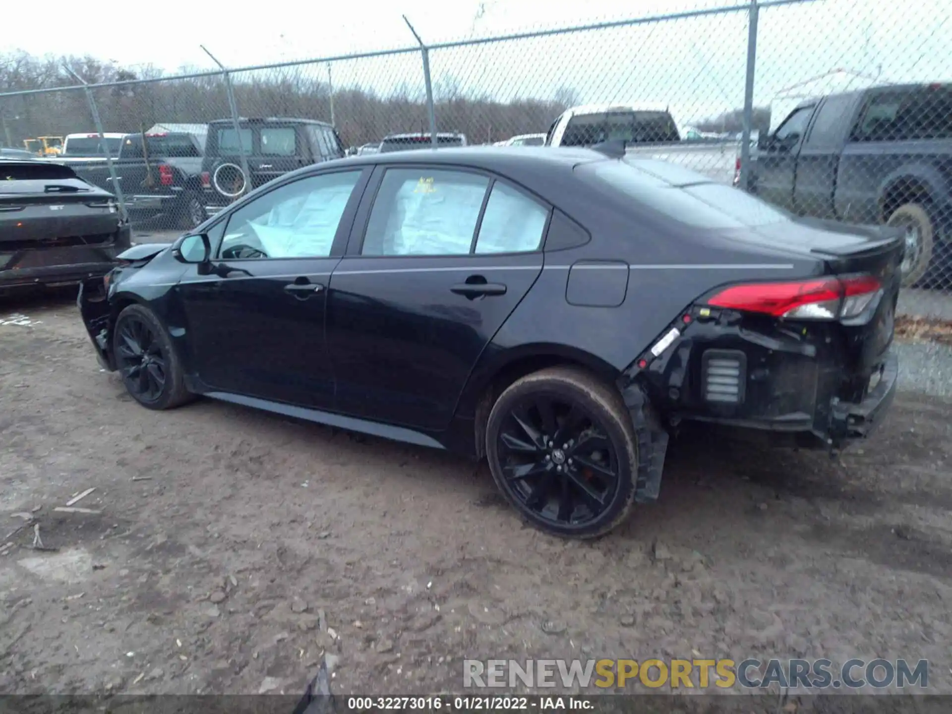 3 Photograph of a damaged car 5YFS4MCE3MP069465 TOYOTA COROLLA 2021