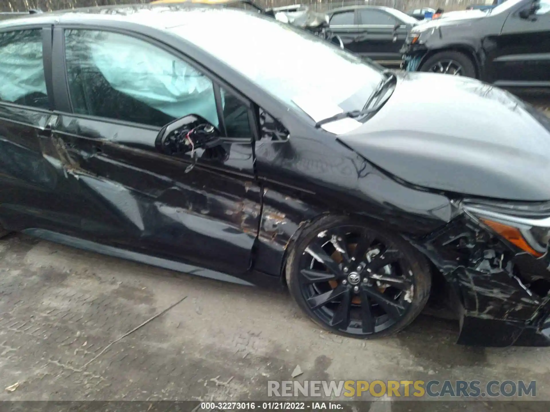 6 Photograph of a damaged car 5YFS4MCE3MP069465 TOYOTA COROLLA 2021