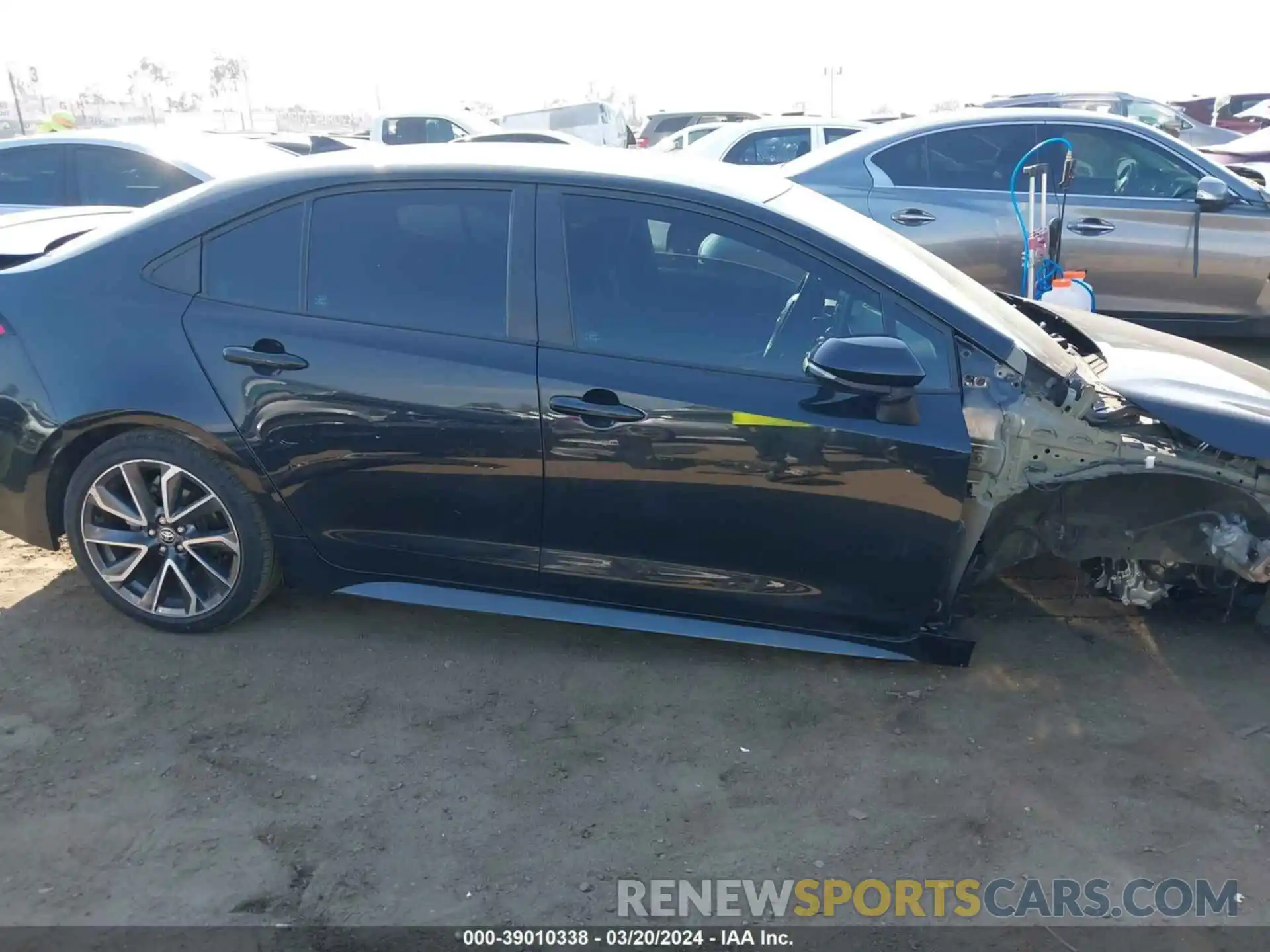 14 Photograph of a damaged car 5YFS4MCE3MP069921 TOYOTA COROLLA 2021