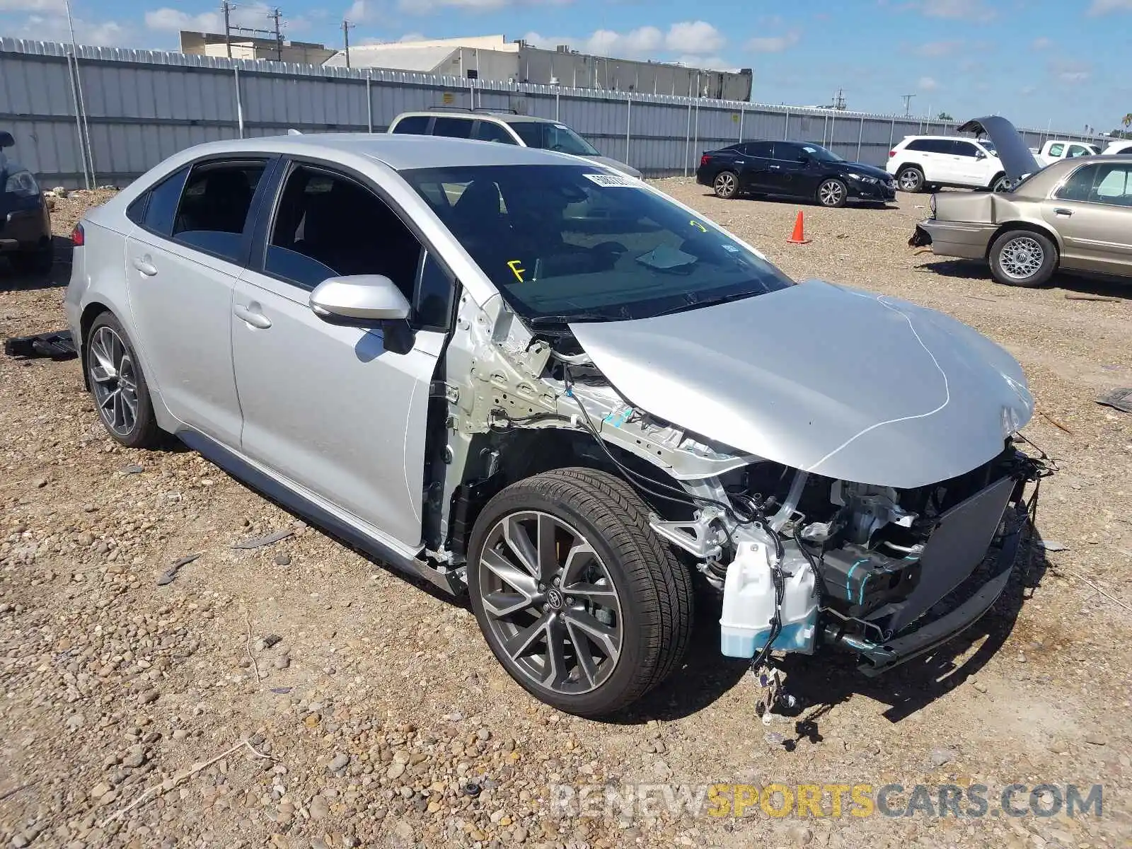 1 Photograph of a damaged car 5YFS4MCE3MP071426 TOYOTA COROLLA 2021