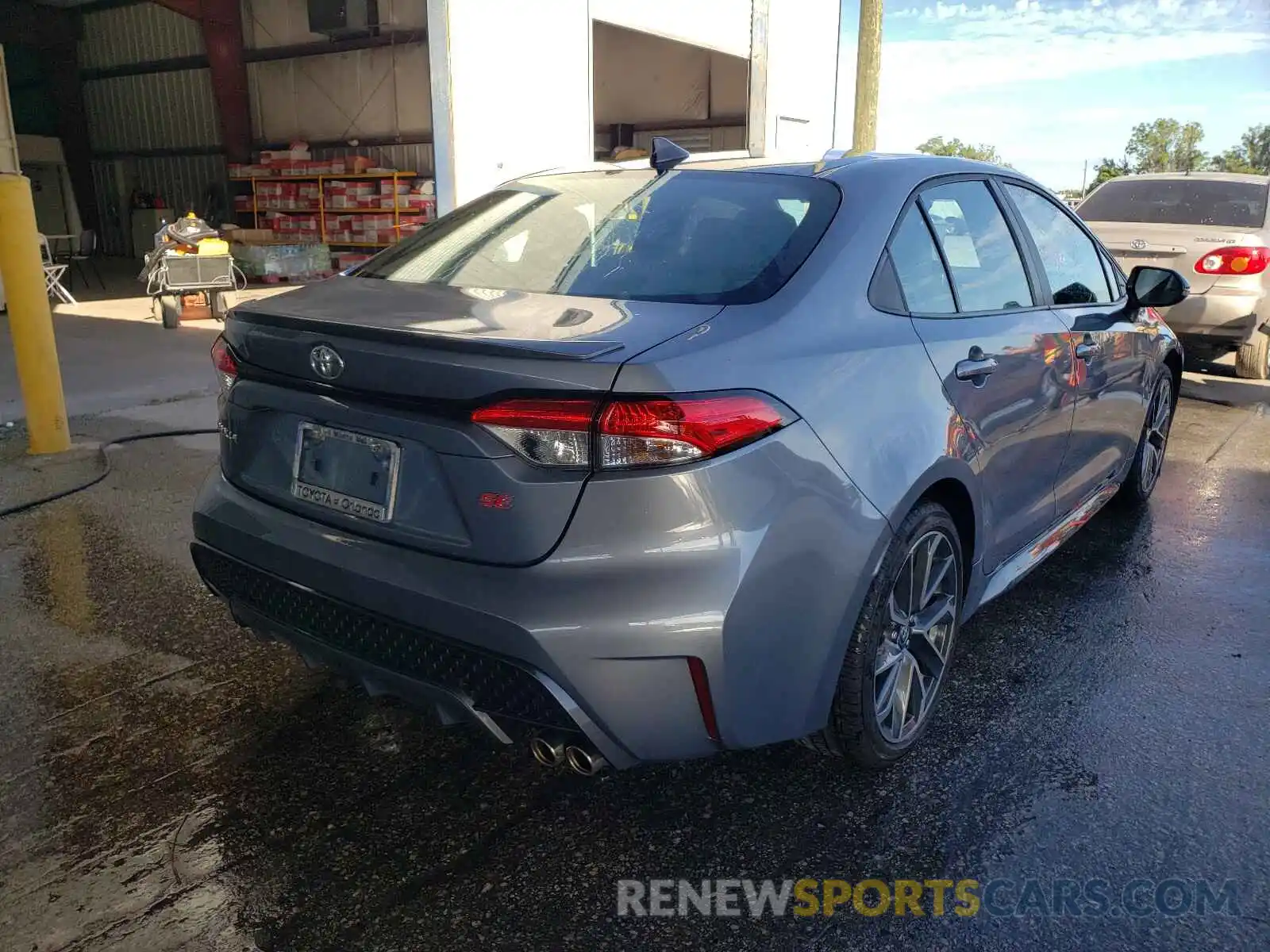 4 Photograph of a damaged car 5YFS4MCE3MP072608 TOYOTA COROLLA 2021