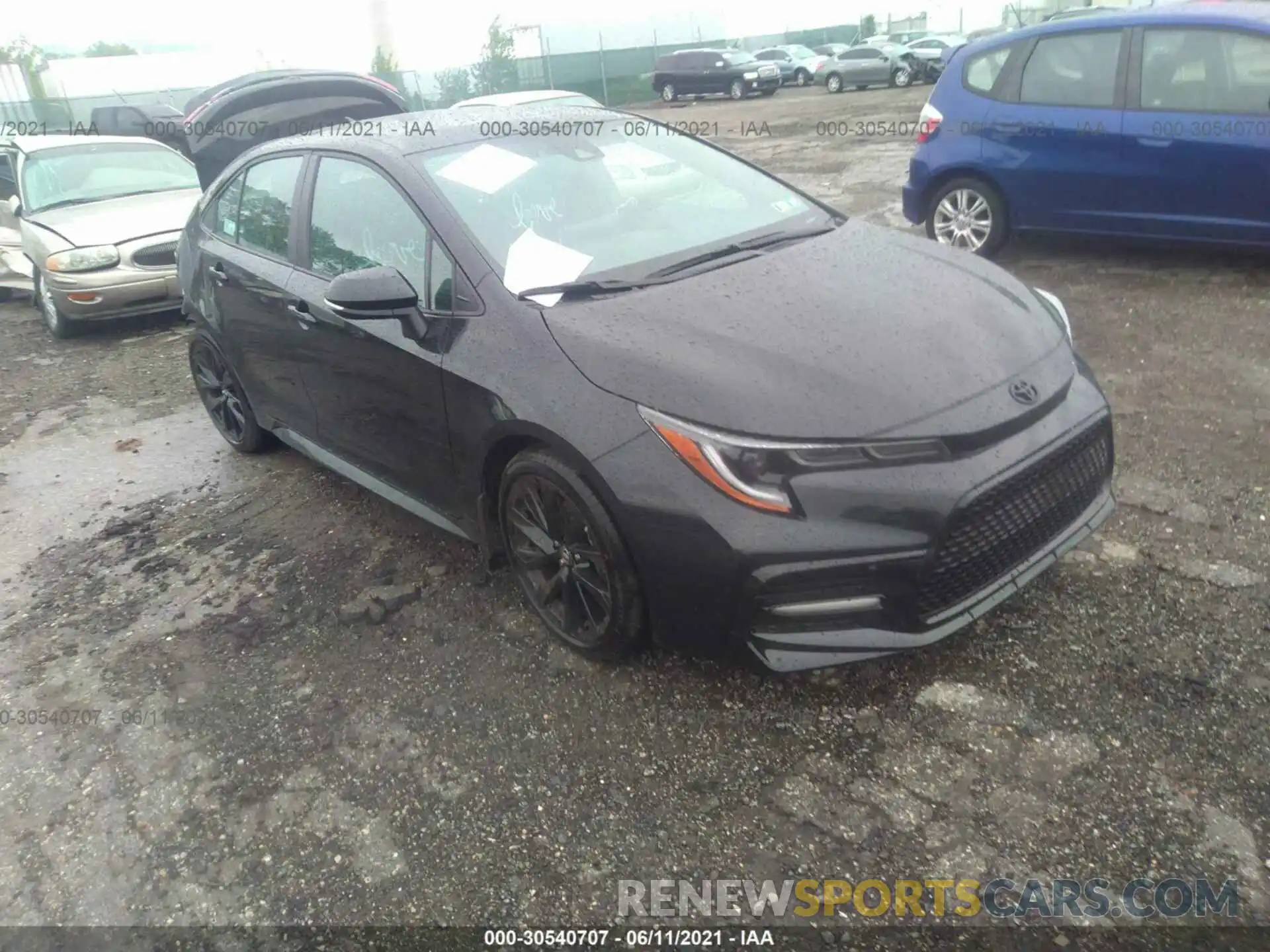 1 Photograph of a damaged car 5YFS4MCE3MP075511 TOYOTA COROLLA 2021