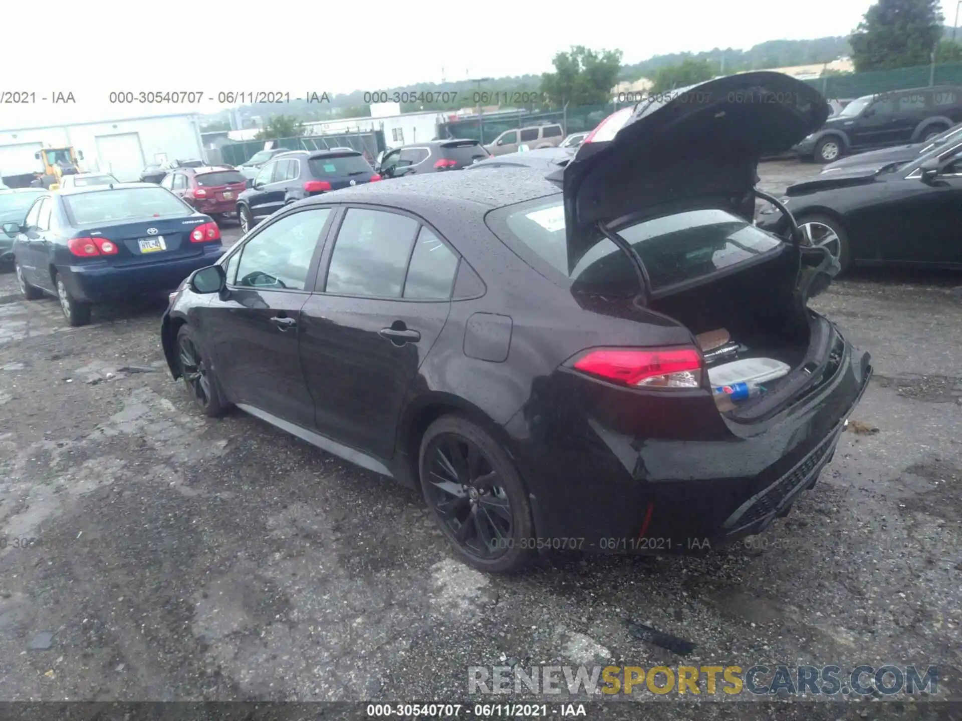 3 Photograph of a damaged car 5YFS4MCE3MP075511 TOYOTA COROLLA 2021