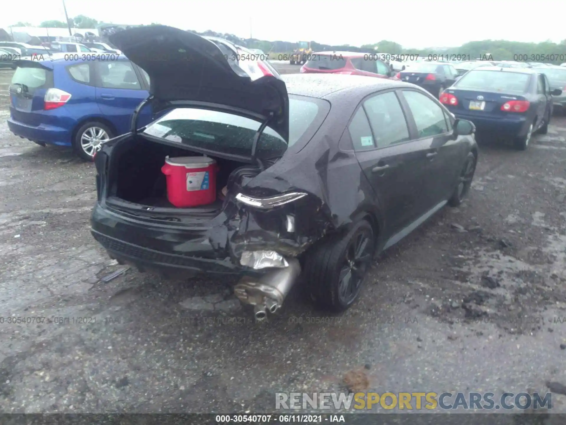 4 Photograph of a damaged car 5YFS4MCE3MP075511 TOYOTA COROLLA 2021