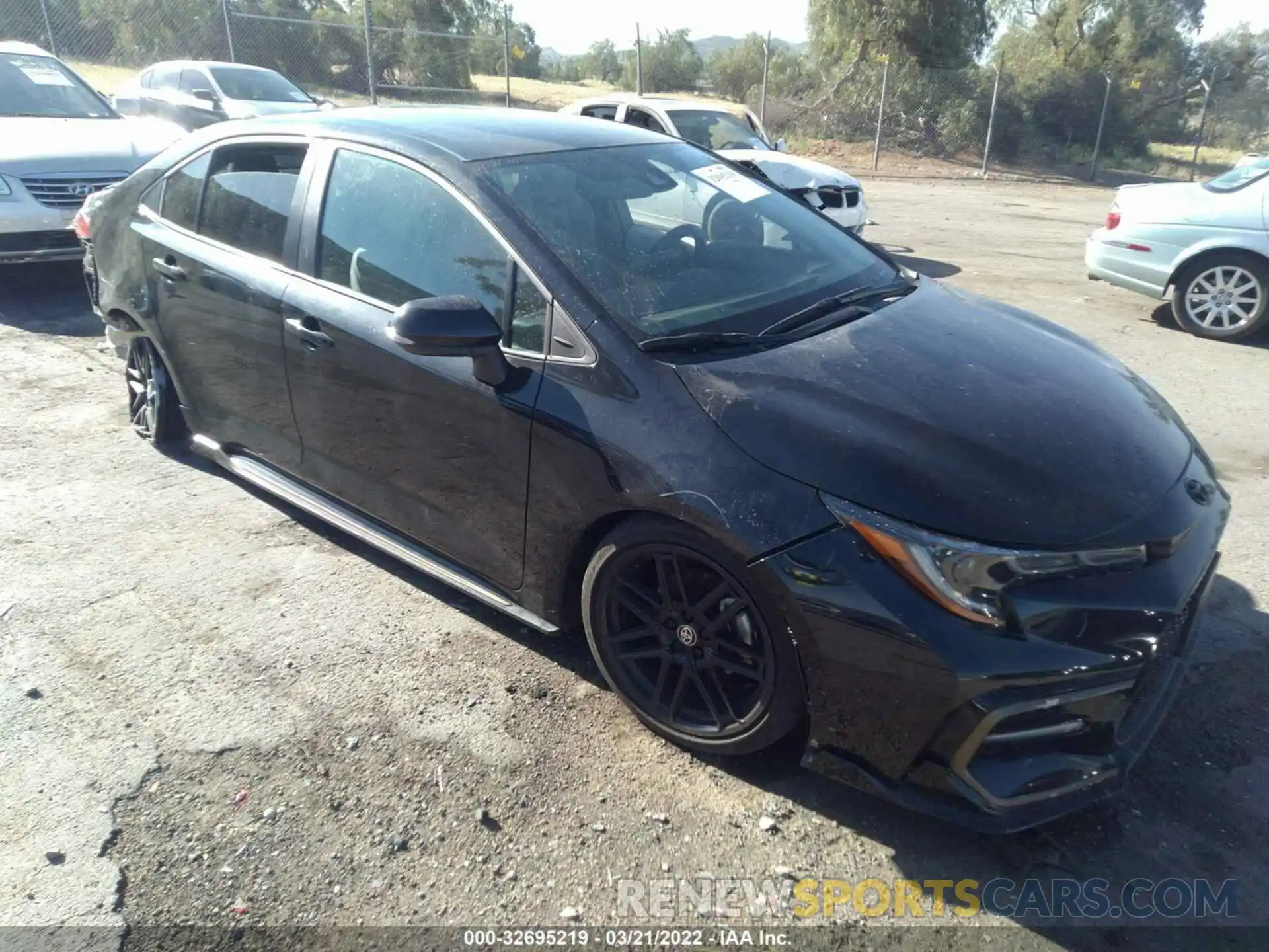 1 Photograph of a damaged car 5YFS4MCE3MP076495 TOYOTA COROLLA 2021