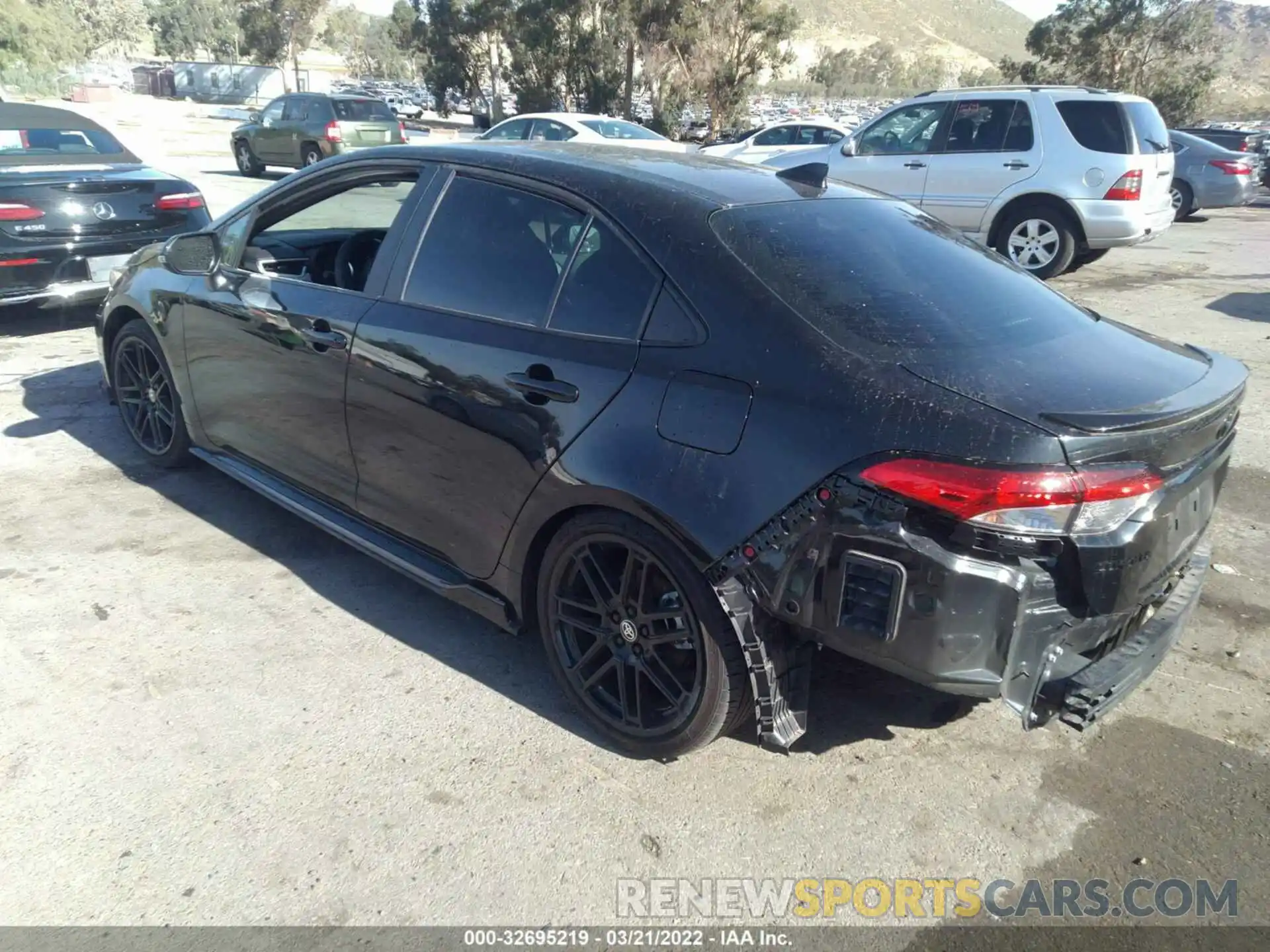 3 Photograph of a damaged car 5YFS4MCE3MP076495 TOYOTA COROLLA 2021