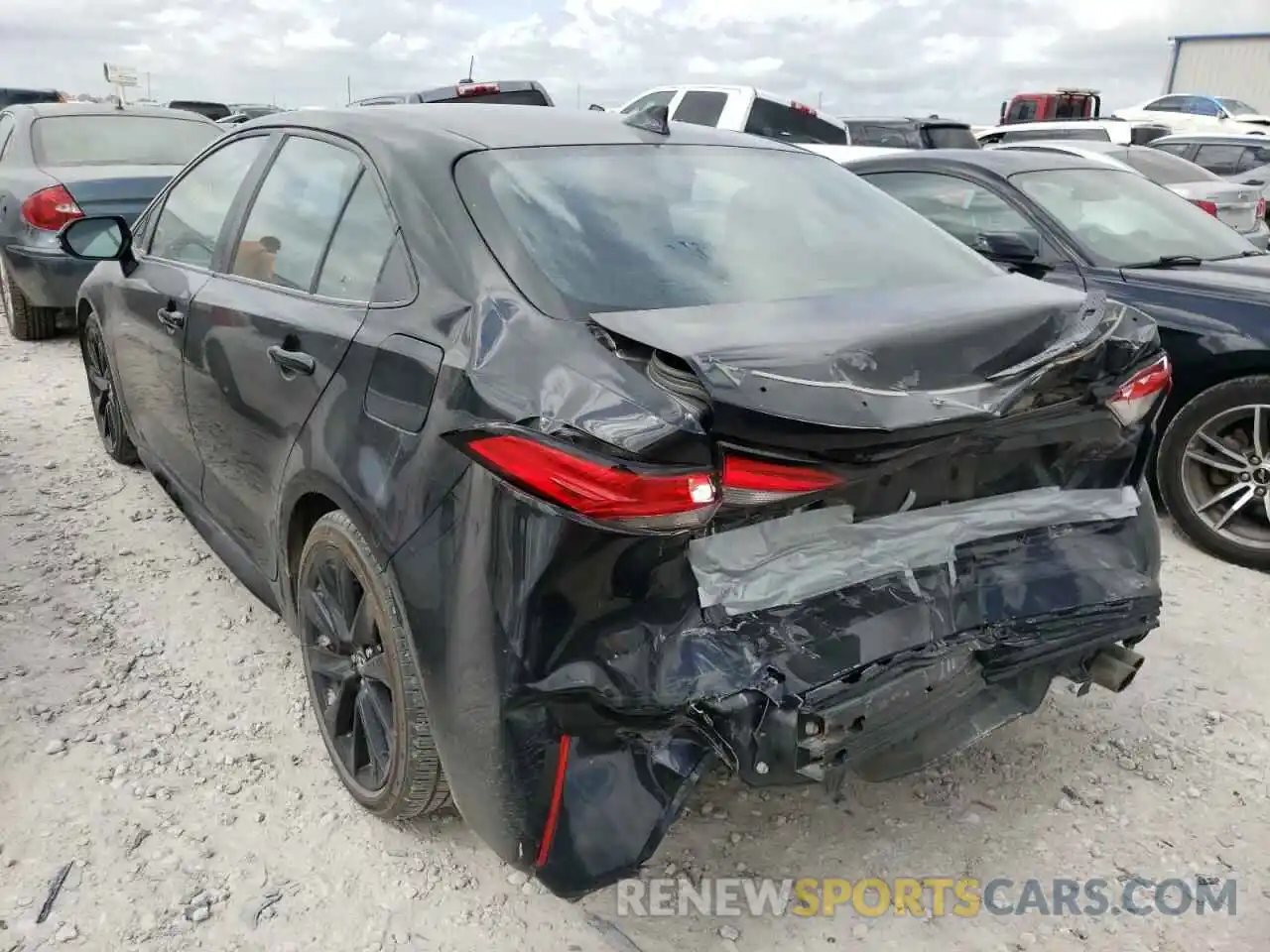 3 Photograph of a damaged car 5YFS4MCE3MP080370 TOYOTA COROLLA 2021